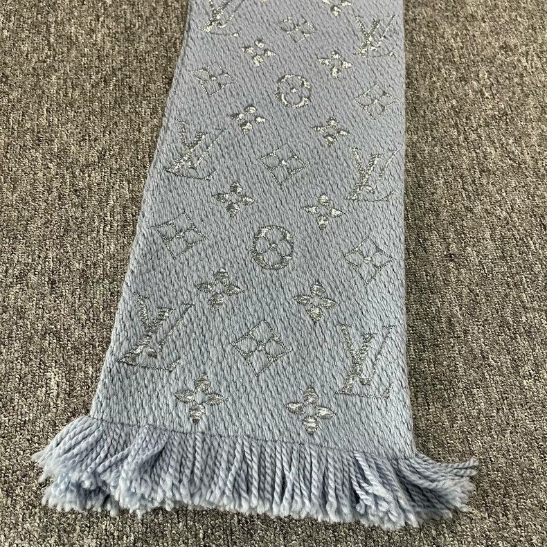Louis Vuitton Louis Vuitton Black Silver Wool Scarf Size ONE SIZE - 4 Thumbnail