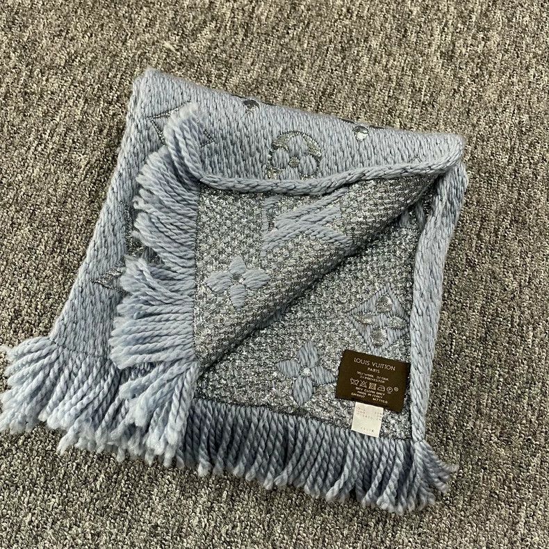 Louis Vuitton Louis Vuitton Black Silver Wool Scarf Size ONE SIZE - 2 Thumbnail