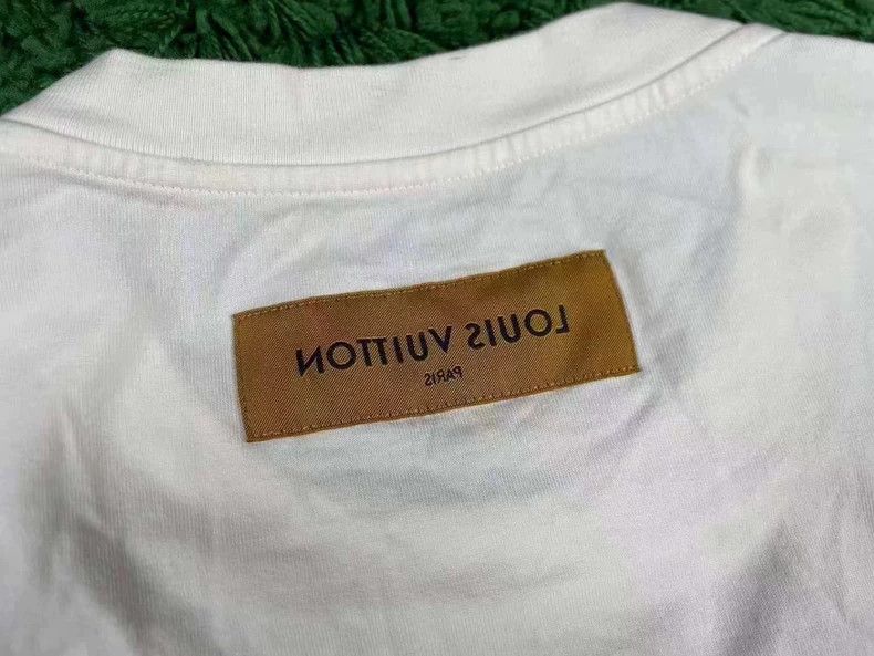 Louis Vuitton LOUIS VUITTON 1854 Graffiti Letter Tee Size US L / EU 52-54 / 3 - 4 Thumbnail