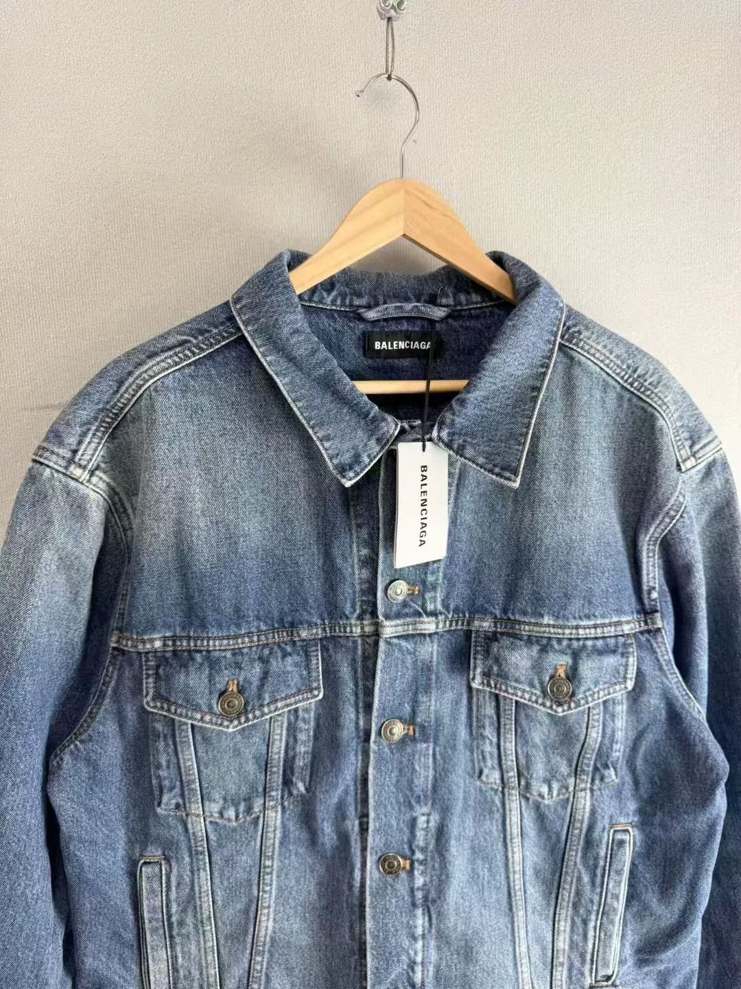 Balenciaga Balenciaga Light Blue Denim Jacket Size US L / EU 52-54 / 3 - 2 Thumbnail
