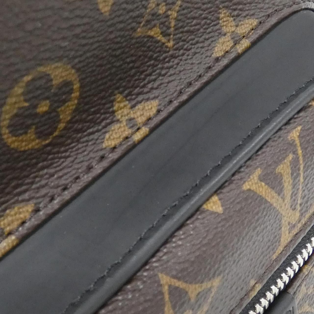 Louis Vuitton Louis Vuitton Louis Vuitton Josh Monogram Backpack Canvas Backpack M41530 DUTY FREE for USA Size ONE SIZE - 5 Thumbnail
