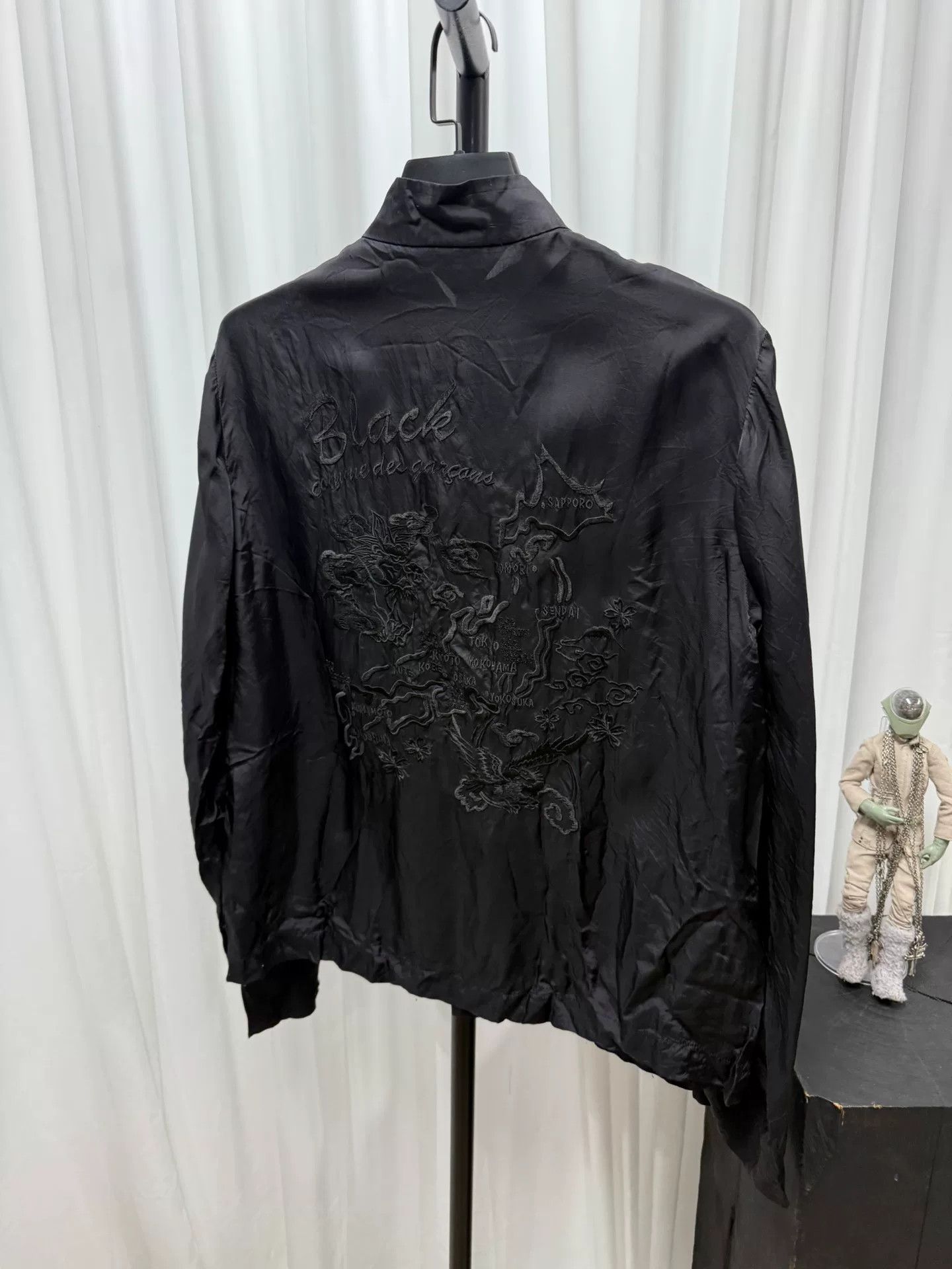 Comme des Garcons comme des garcons black silk embroidered jacket Size US L / EU 52-54 / 3 - 6 Thumbnail