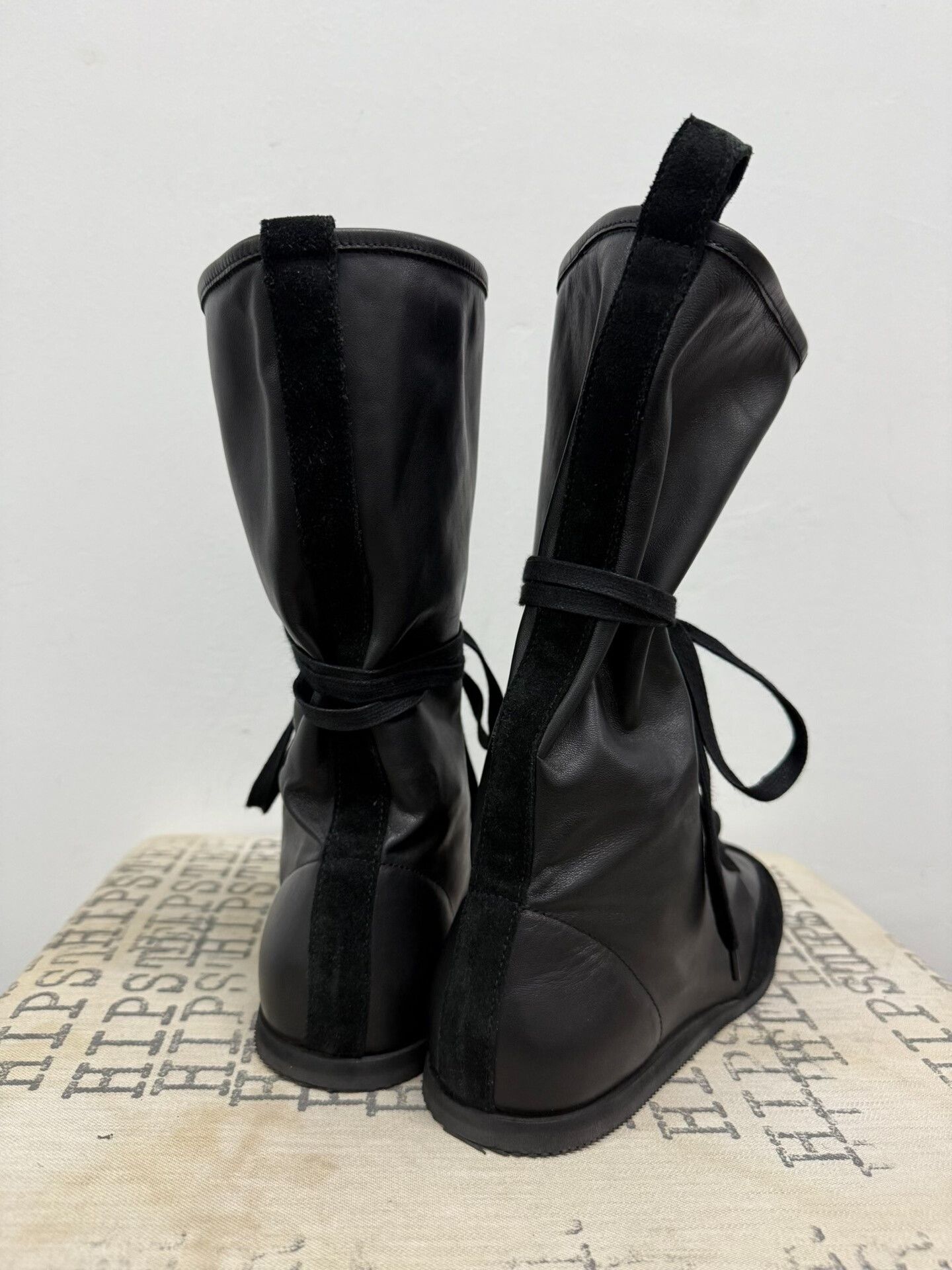 Ann Demeulemeester ann demeulemeester black leather high-top sneakers Size US 6.5 / EU 39-40 - 7 Thumbnail