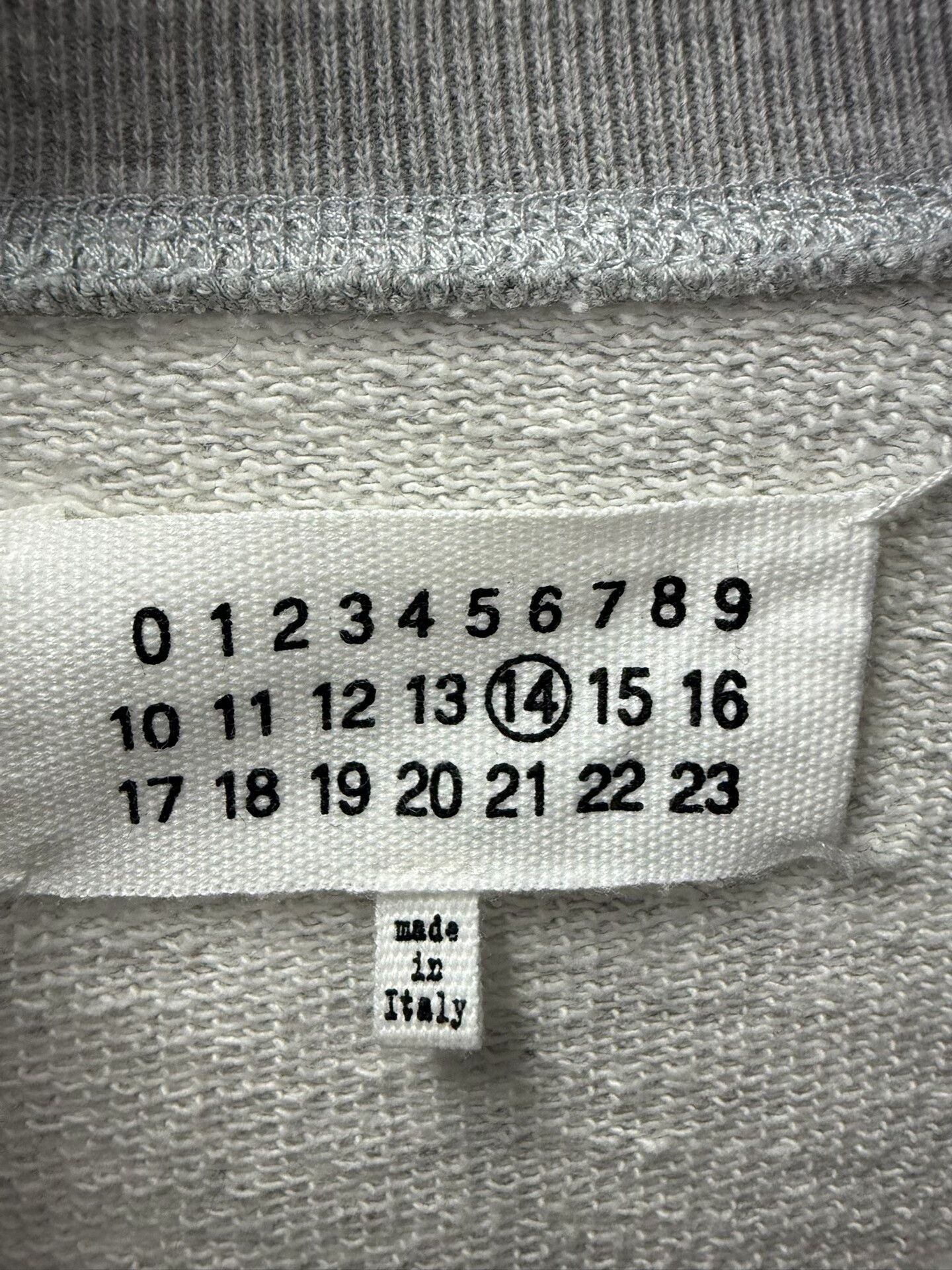 Maison Margiela Maison Margiela Cozy Zip Jacket in Gray Size US L / EU 52-54 / 3 - 4 Thumbnail