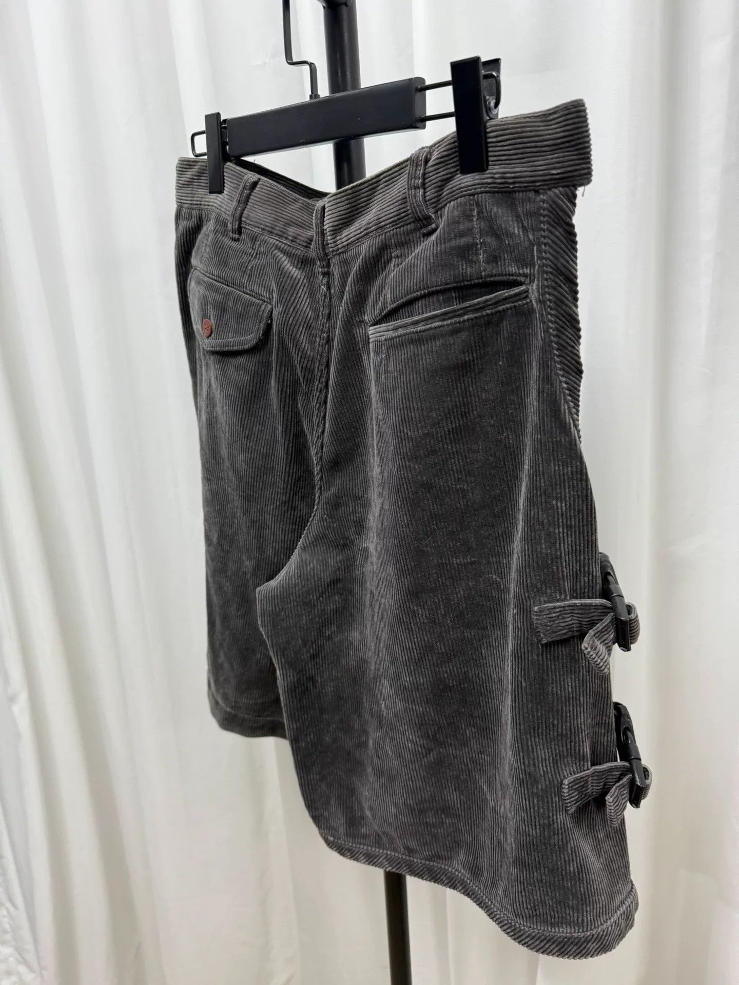 Comme des Garcons comme des garcons homme plus corduroy shorts Size US 34 / EU 50 - 6 Thumbnail