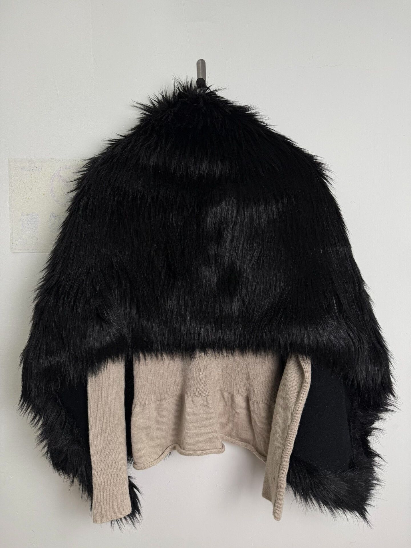 Dries Van Noten oversized black faux fur shawl Size ONE SIZE - 7 Thumbnail