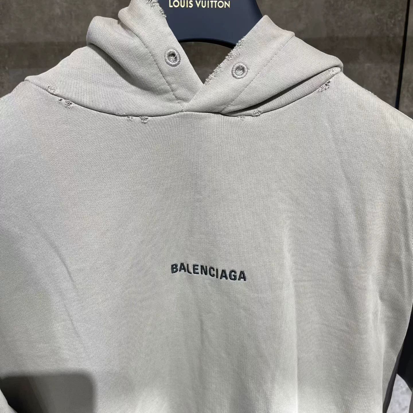 Balenciaga Balenciaga Embroidered Logo Gray Hoodie Size US S / EU 44-46 / 1 - 4 Thumbnail