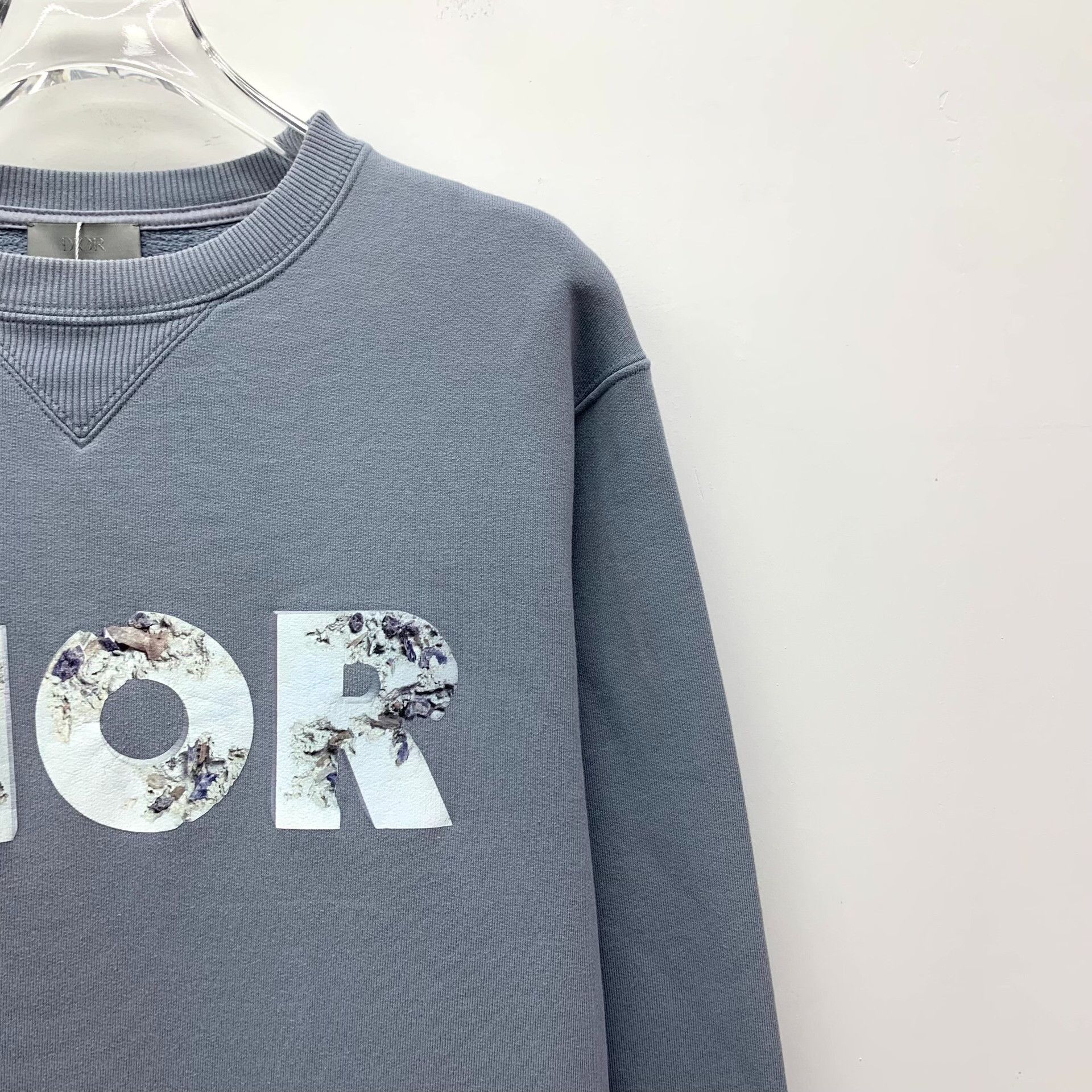 Dior dior x daniel arsham blue logo sweatshirt Size US S / EU 44-46 / 1 - 3 Thumbnail