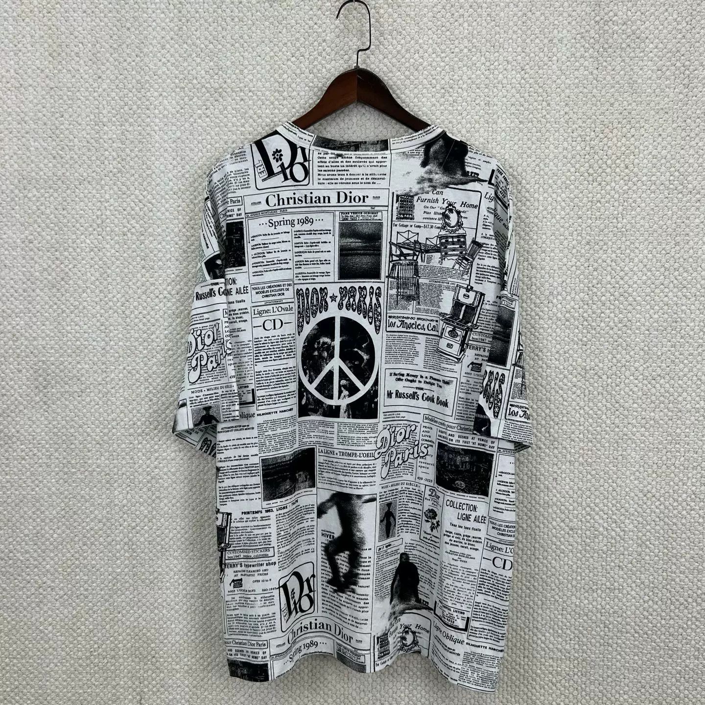 Dior dior newspaper print short sleeve t-shirt Size US XL / EU 56 / 4 - 2 Thumbnail