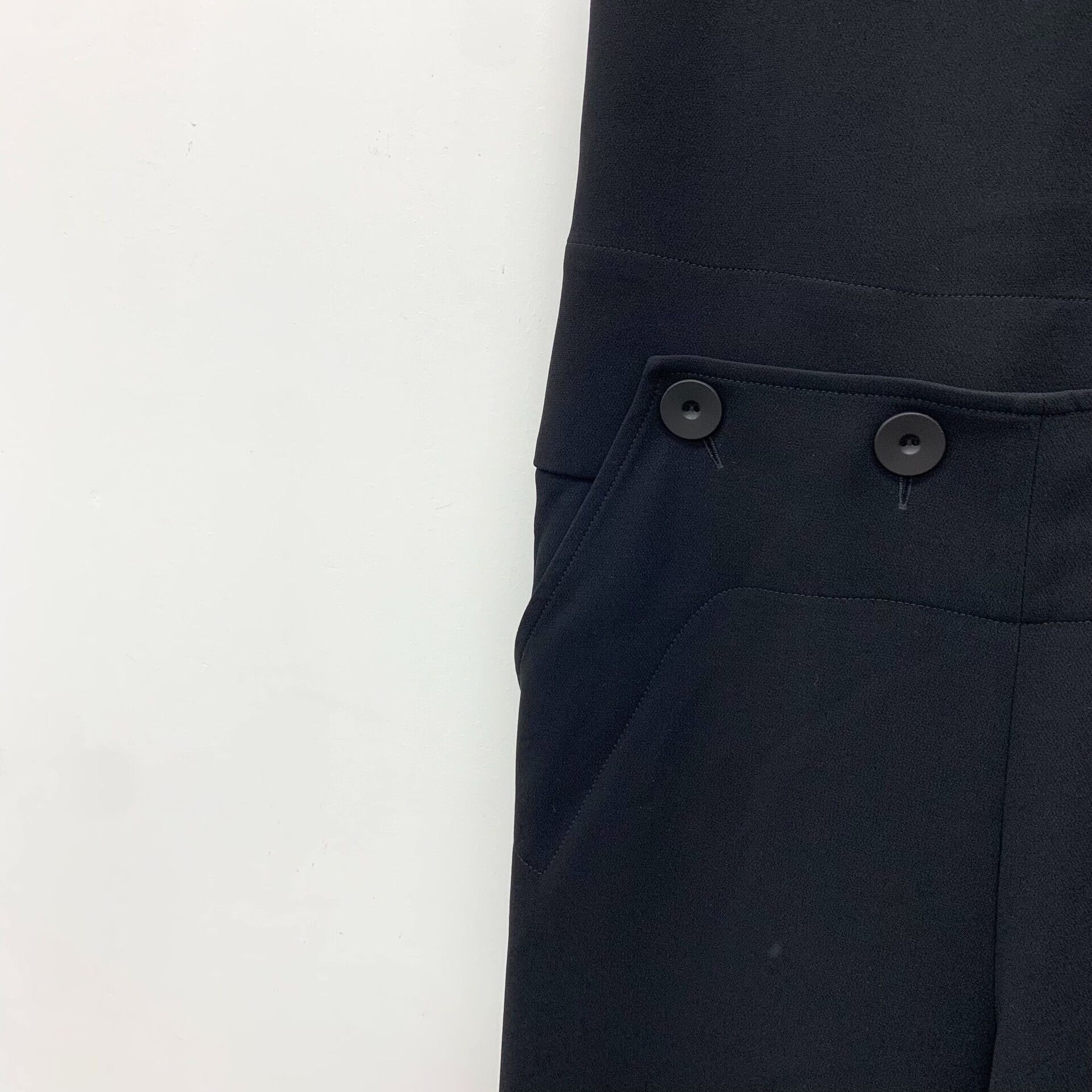 Max Mara black strap jumpsuit with button decoration Size US 36 / EU 52 - 4 Thumbnail