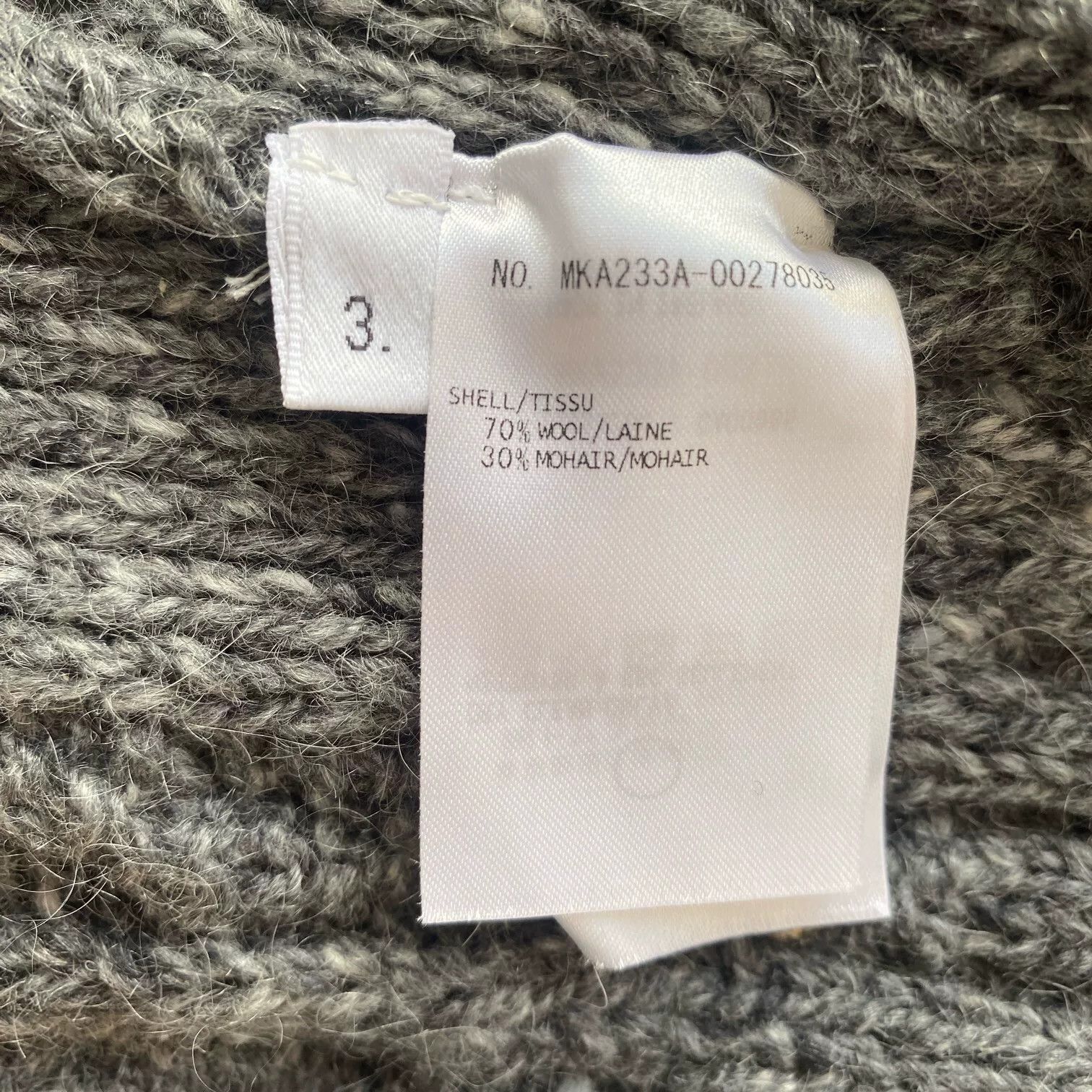 Thom Browne gray wool crew neck sweater by thom browne Size US M / EU 48-50 / 2 - 7 Thumbnail