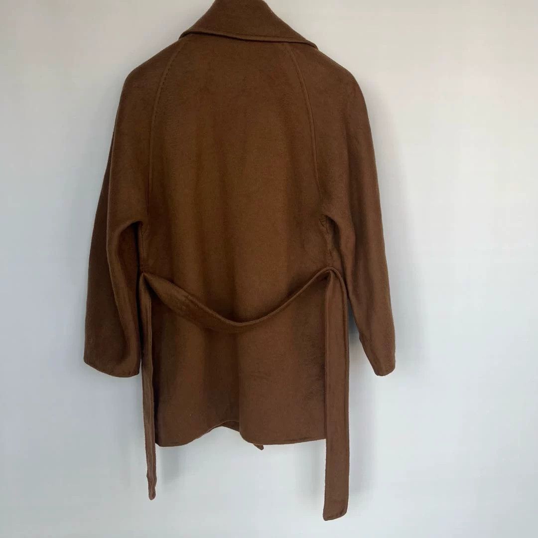 Max Mara maxmara short coat in brown color Size US M / EU 48-50 / 2 - 2 Thumbnail
