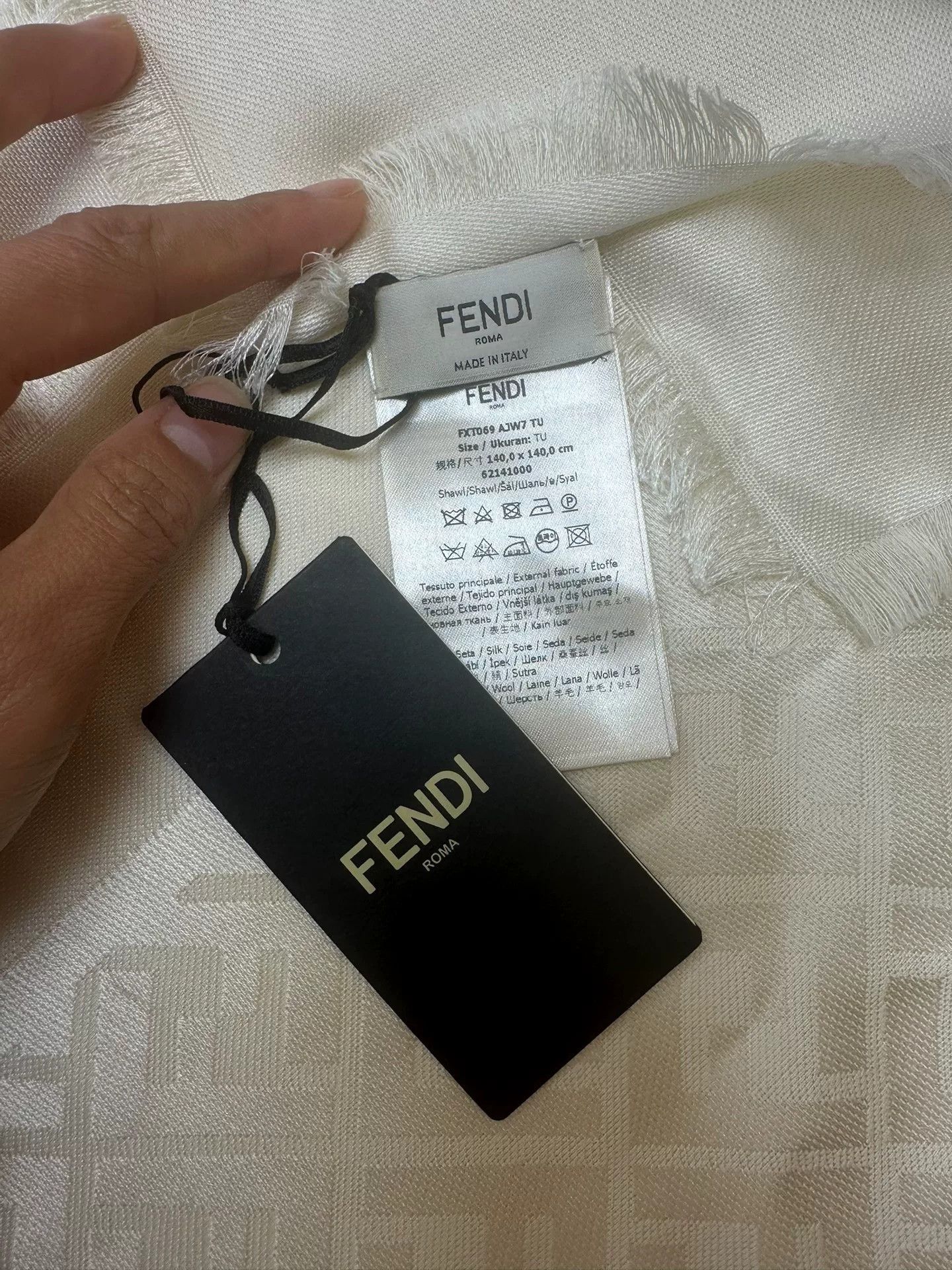 Fendi fendi silk wool scarf shawl 140x140 Size ONE SIZE - 2 Thumbnail