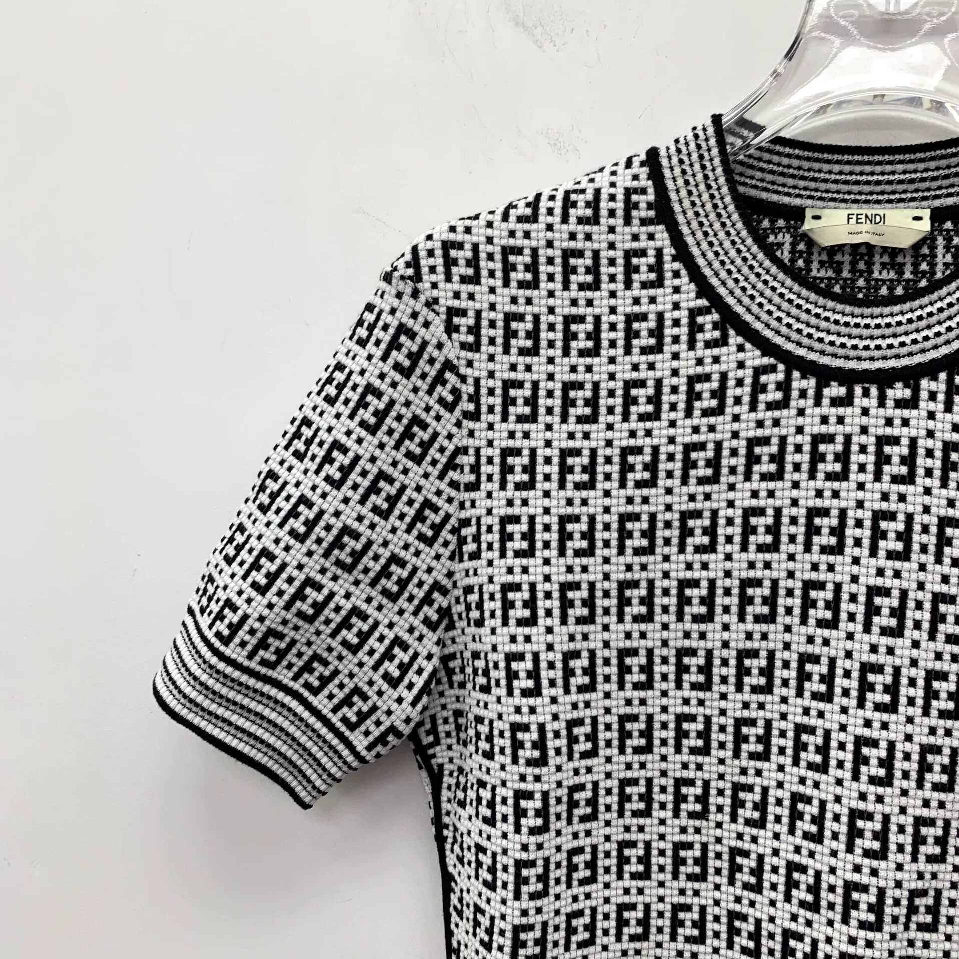 Fendi fendi color block logo short sleeve knit top Size US M / EU 48-50 / 2 - 3 Thumbnail
