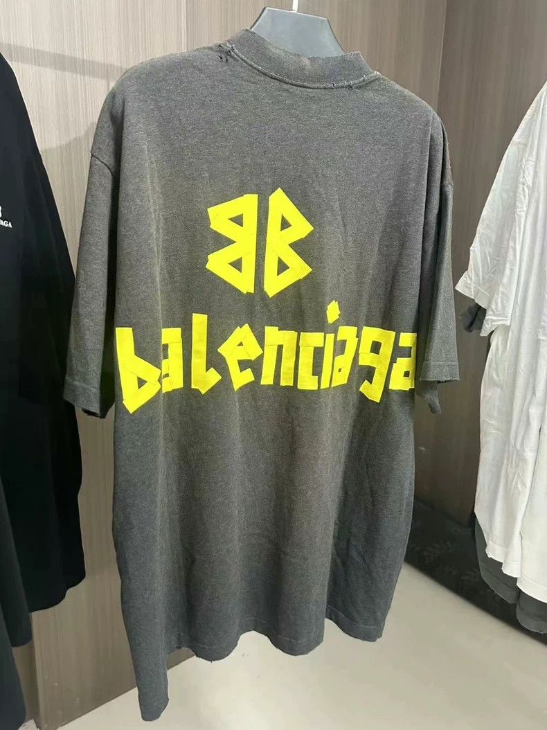 Balenciaga Balenciaga Tape Short Sleeve T-shirt M Size US M / EU 48-50 / 2 - 2 Thumbnail