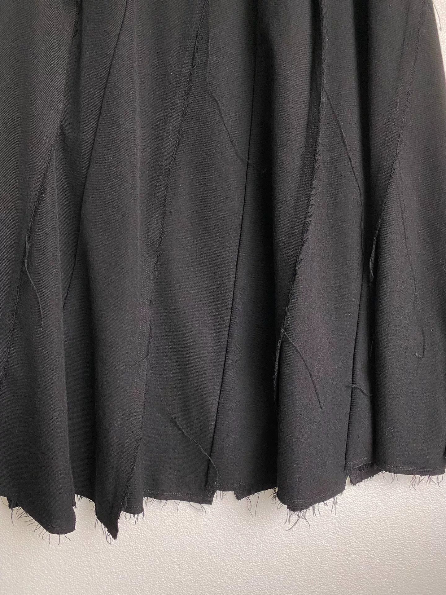 Comme des Garcons COMME des GARCONS Wool Midi Skirt Vintage Size US 26 / EU 42 - 7 Thumbnail