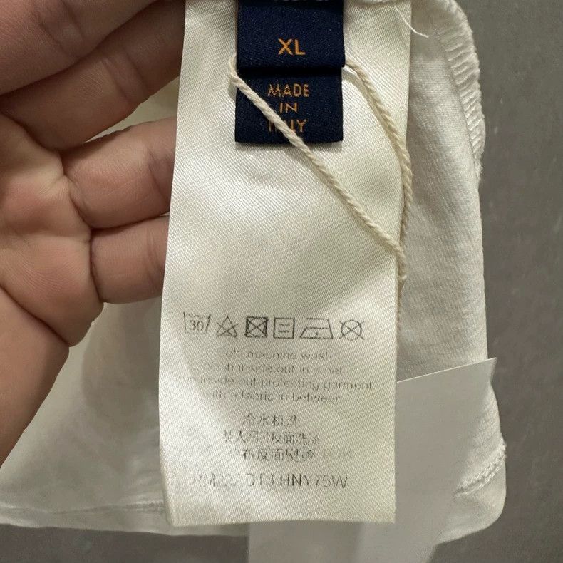 Louis Vuitton Louis Vuitton Embroidered Logo Short Sleeve Size US XL / EU 56 / 4 - 5 Thumbnail