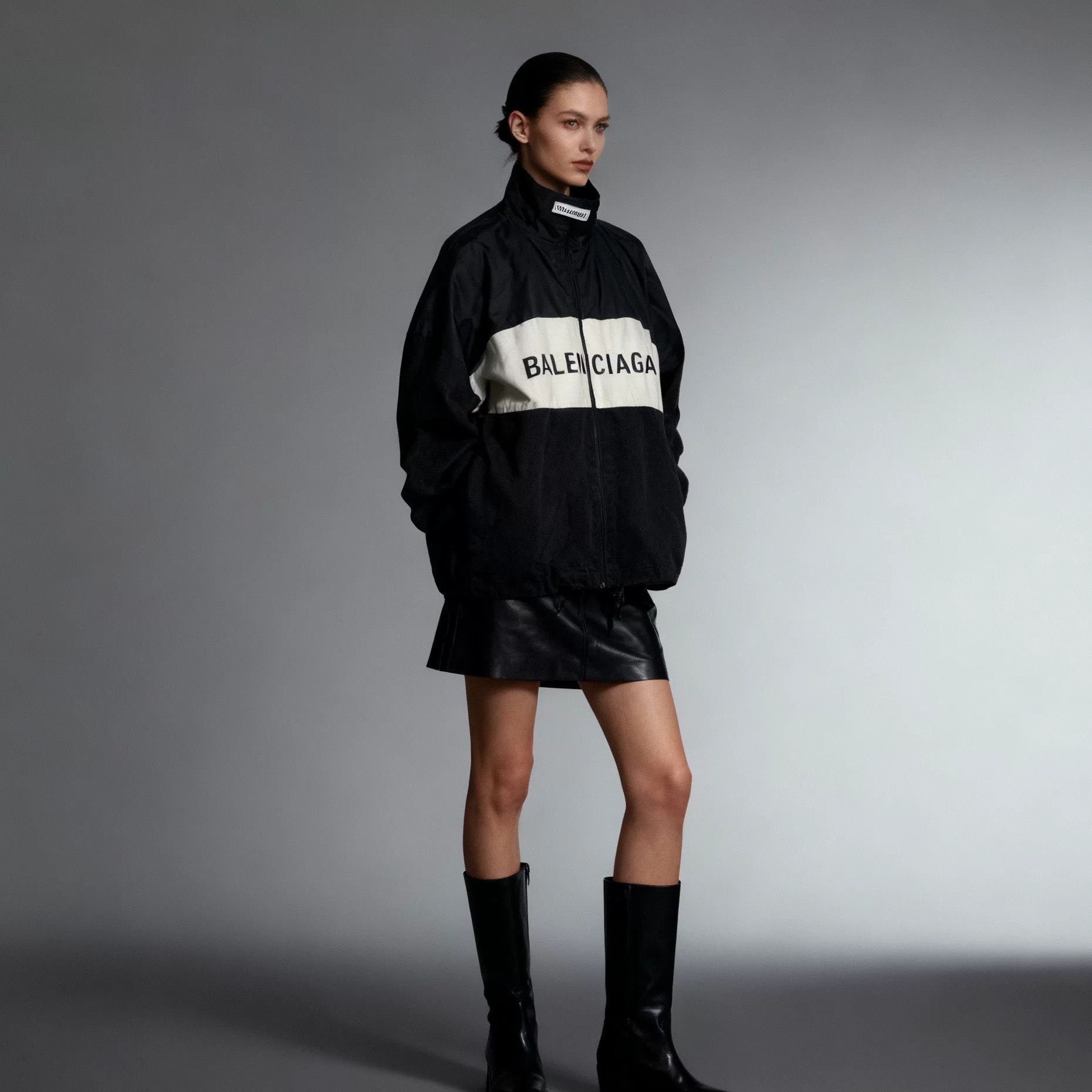 Balenciaga Balenciaga Black White Letter Trench Coat Size US XS / EU 42 / 0 - 3 Thumbnail