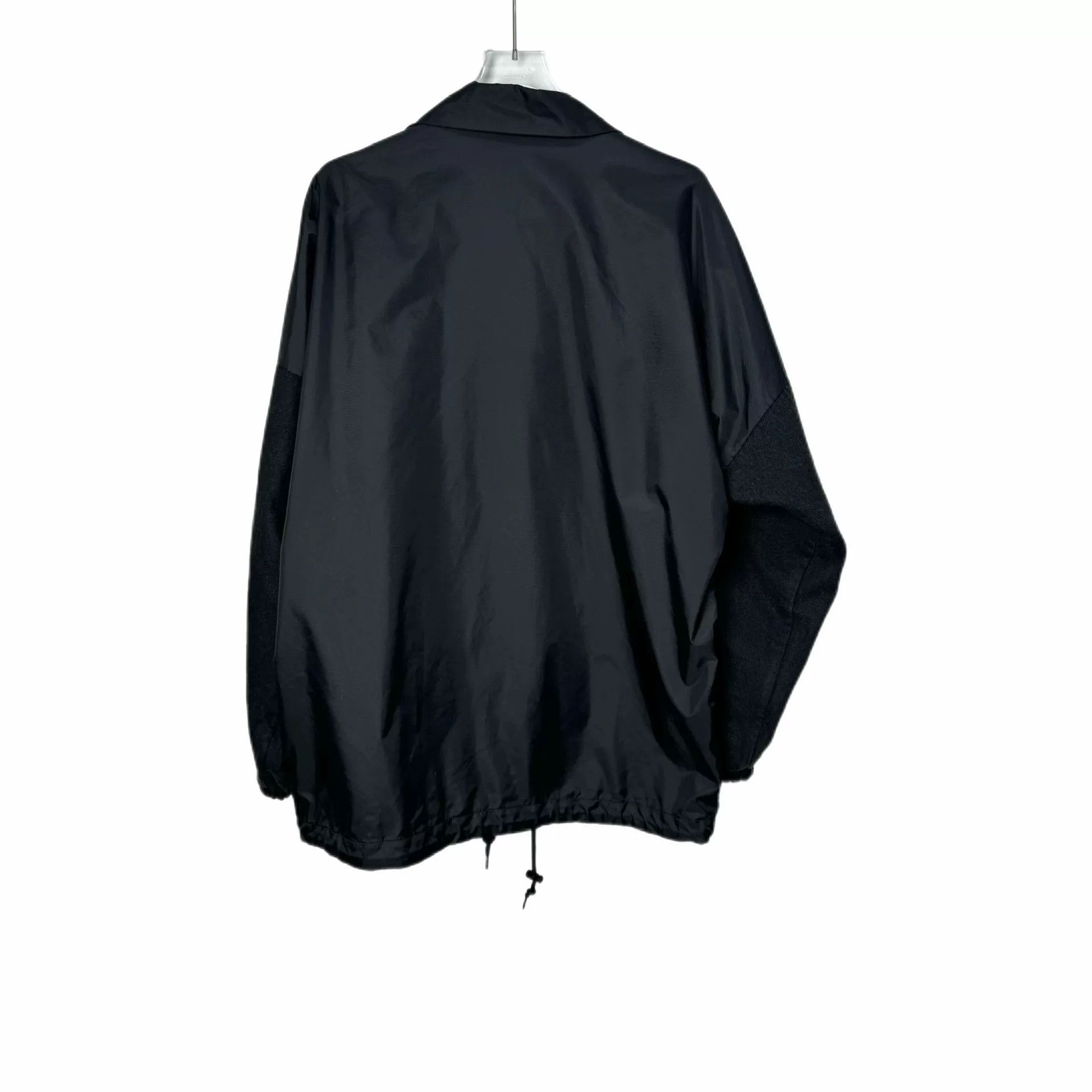 Balenciaga Balenciaga Black White Letter Trench Coat Size US XS / EU 42 / 0 - 2 Thumbnail