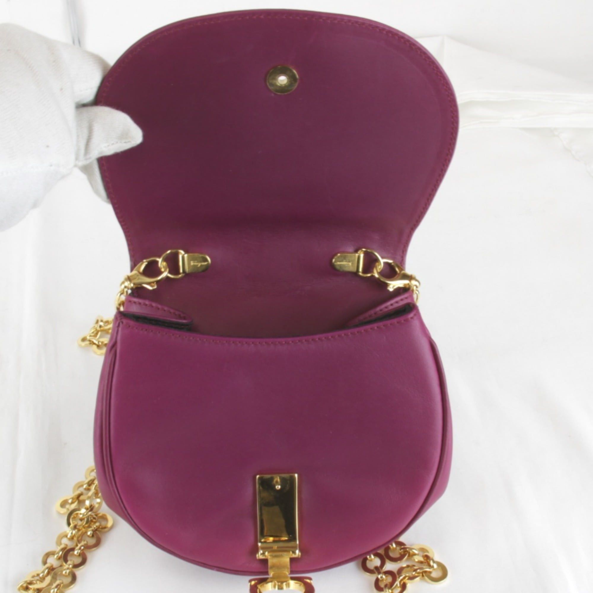Salvatore Ferragamo Salvatore Ferragamo Gancini Chain Shoulder Bag in Purple Leather for Women Size ONE SIZE - 8 Thumbnail