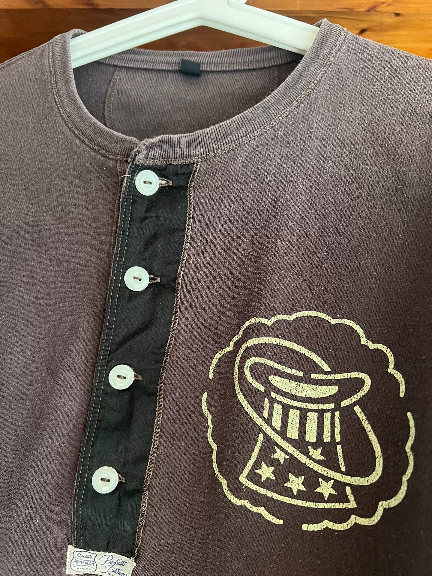 Freewheelers vintage washed henley long sleeve shirt Size US L / EU 52-54 / 3 - 6 Thumbnail