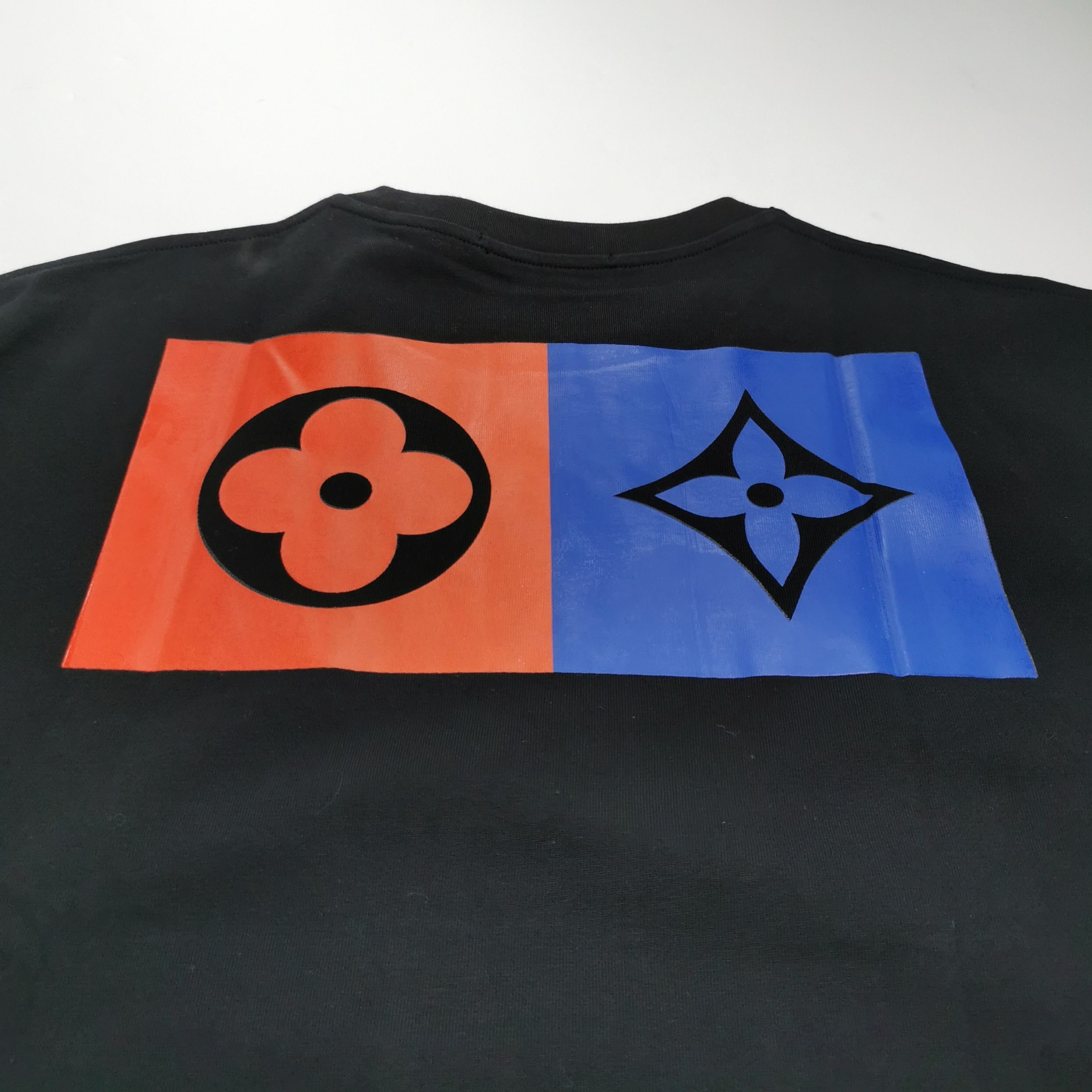 Louis Vuitton Louis Vuitton L Cotton Logo Crew Neck T-Shirt Size US L / EU 52-54 / 3 - 7 Thumbnail