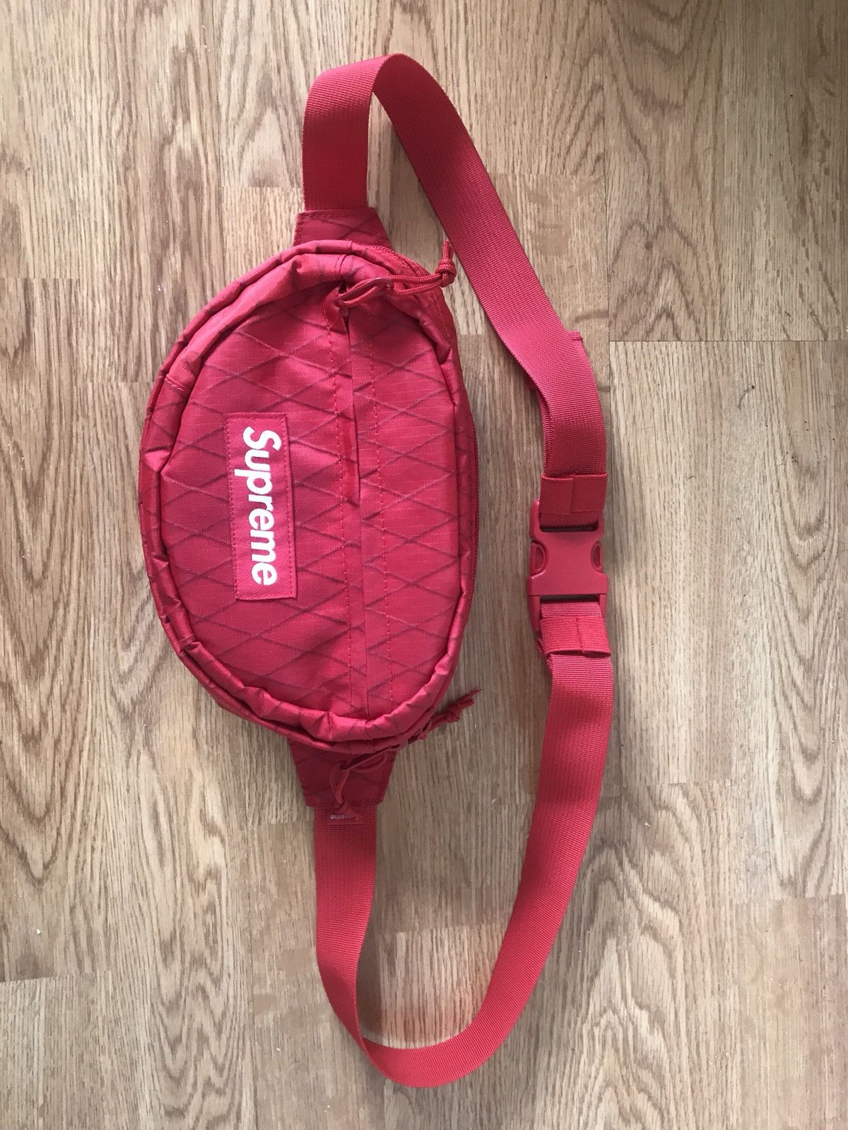 Supreme red waist bag fw18 on sale