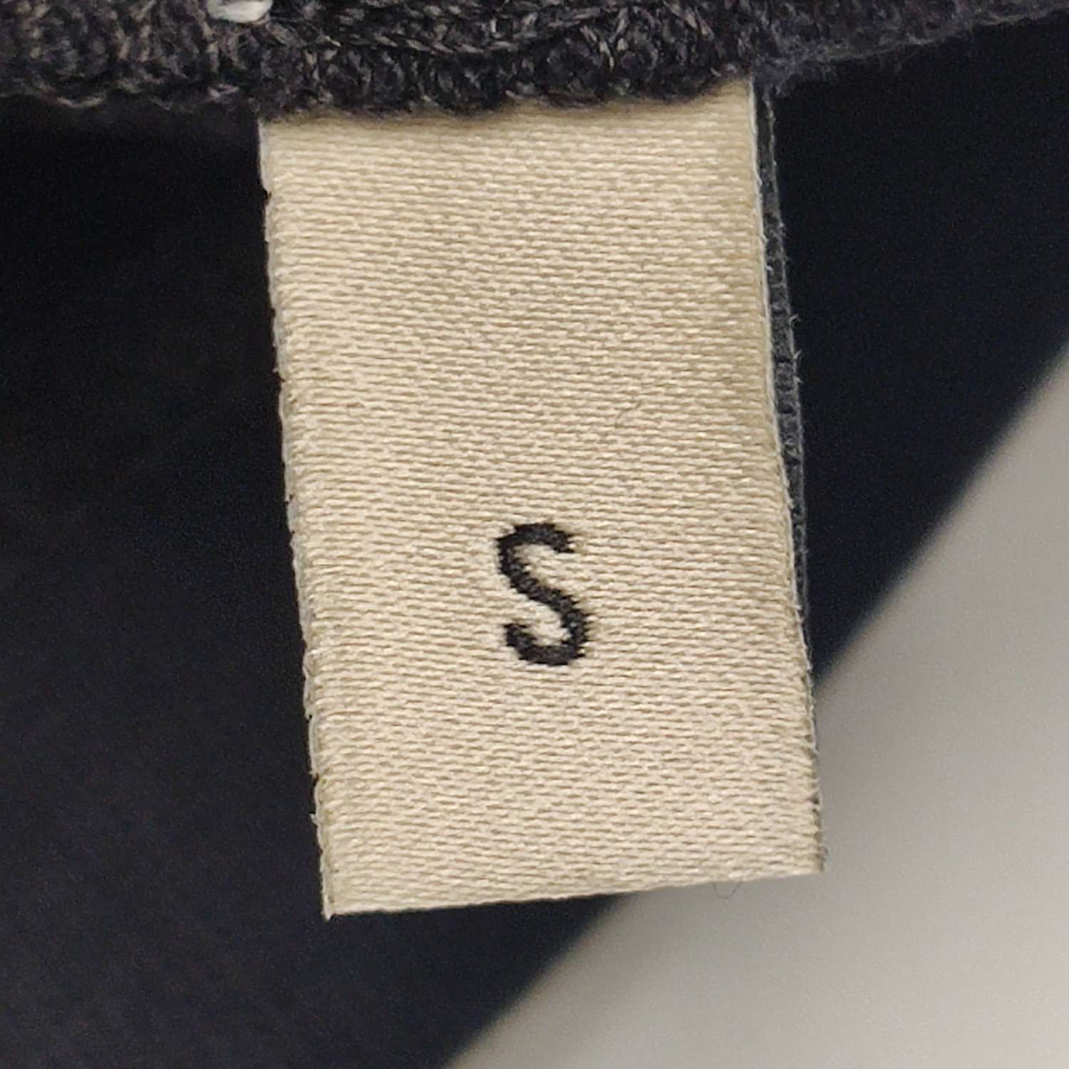 Gucci Gucci S Cotton Color-Block Letter Graphic T-Shirt Size US S / EU 44-46 / 1 - 14 Thumbnail