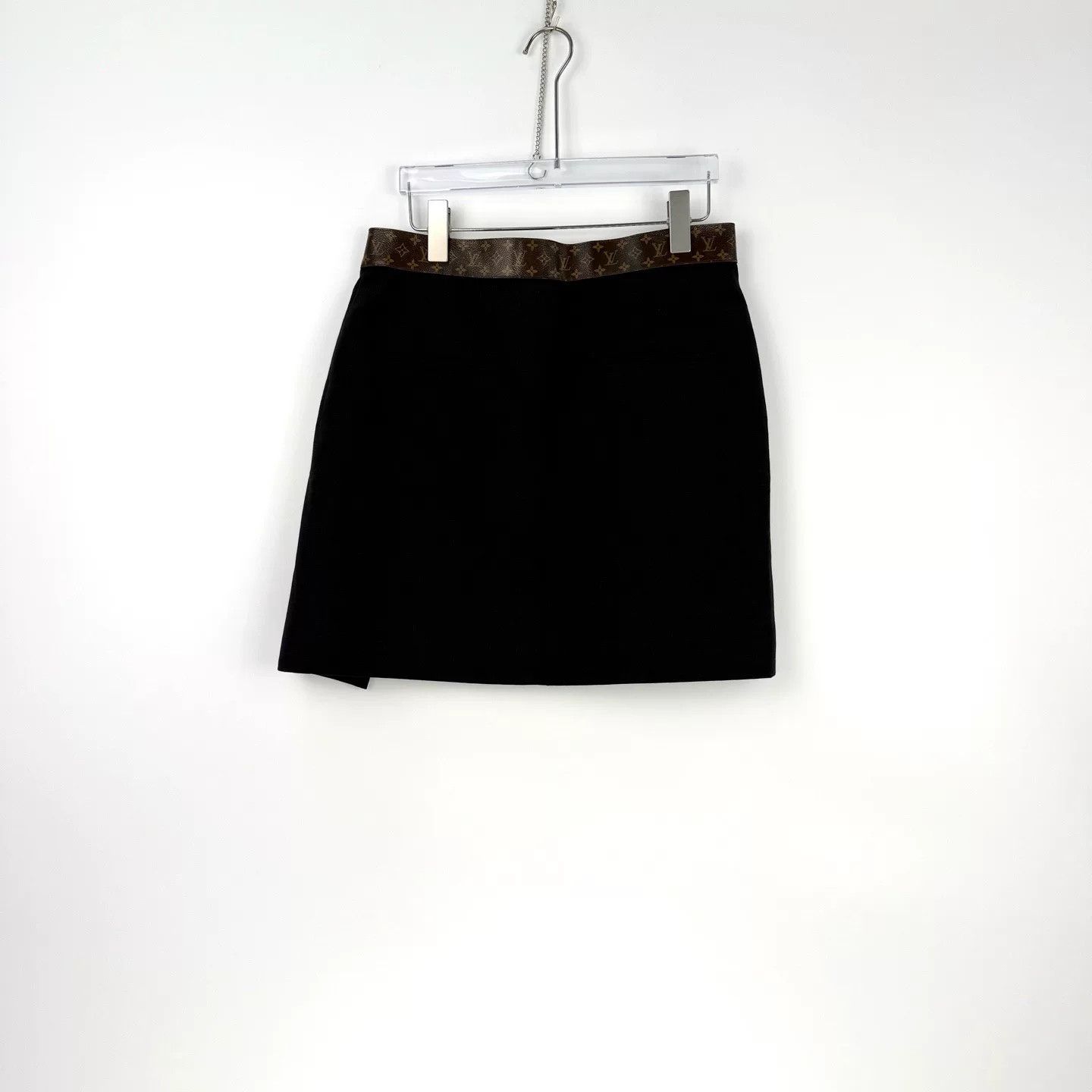 Louis Vuitton Louis Vuitton Black Monogram Wool Silk Skirt Size US 34 / EU 50 - 4 Thumbnail