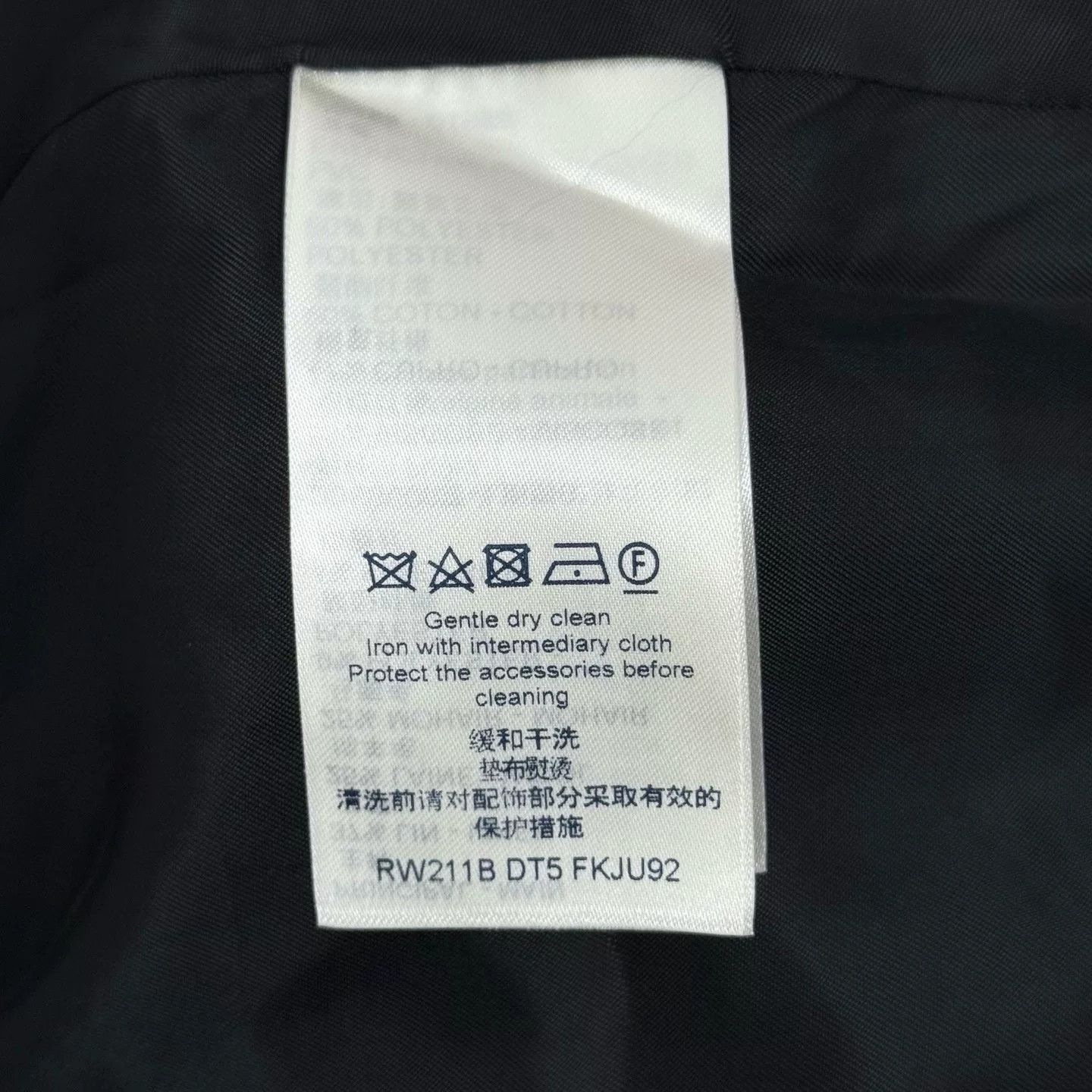 Louis Vuitton Louis Vuitton Black Monogram Wool Silk Skirt Size US 34 / EU 50 - 6 Thumbnail