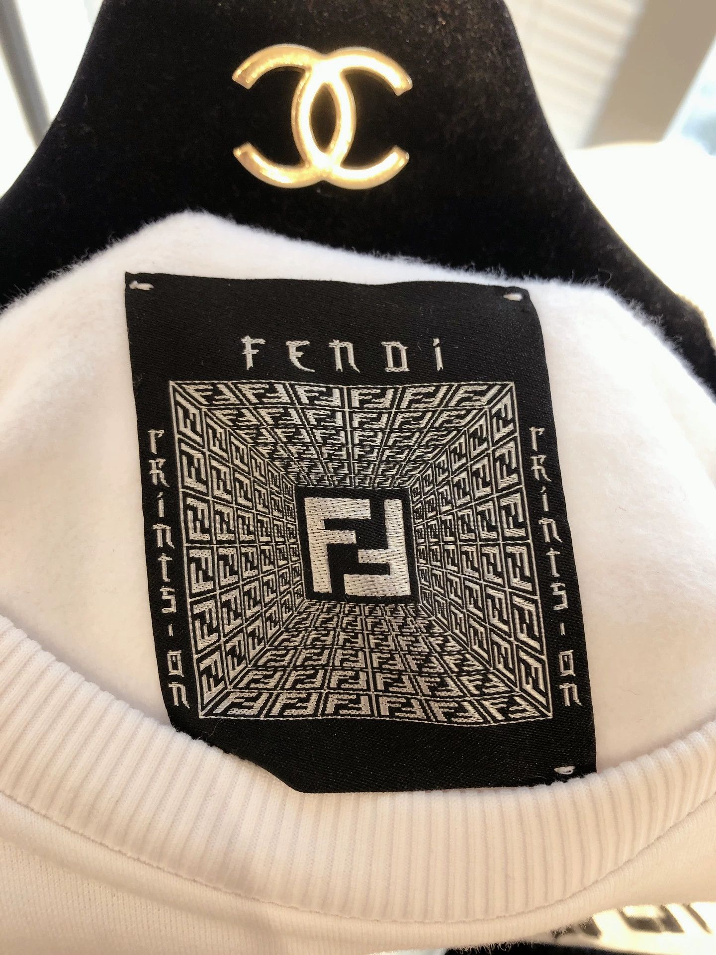 Fendi FENDI x Rihanna White Sweatshirt Size US XS / EU 42 / 0 - 8 Thumbnail