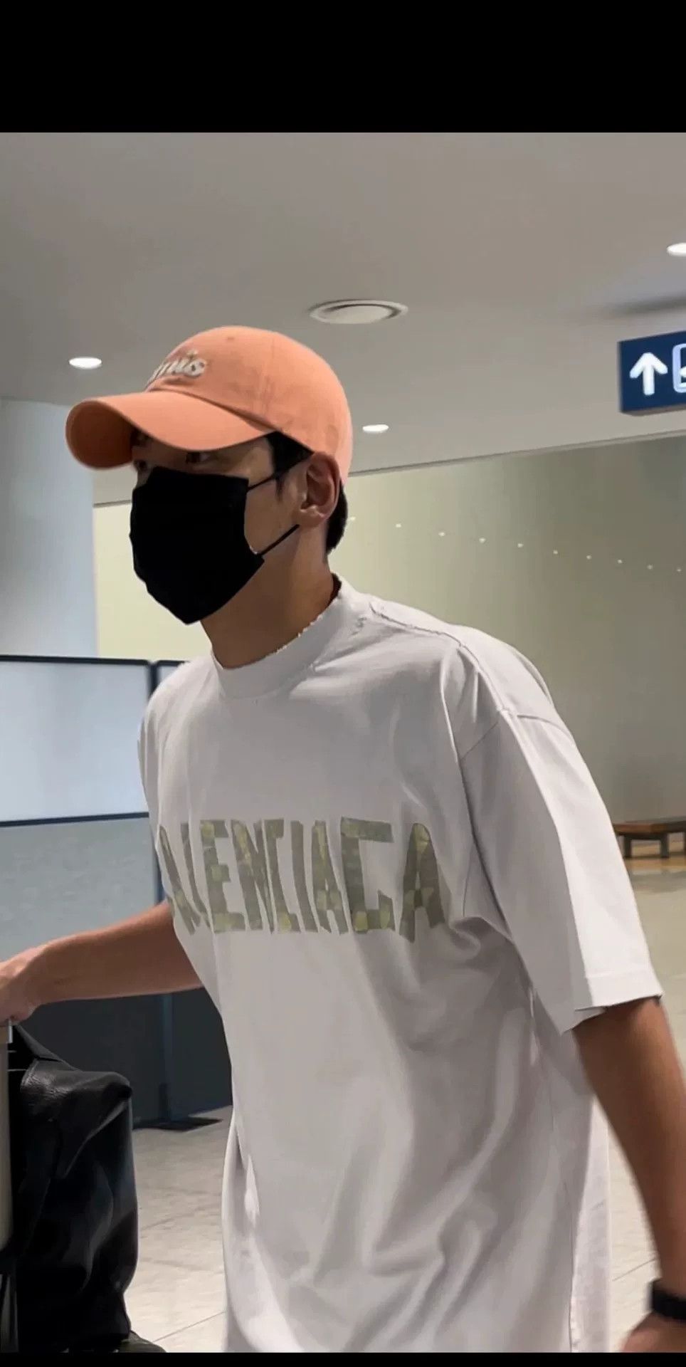 Balenciaga Balenciaga 24SS White Tape Short Sleeve T-shirt Size US L / EU 52-54 / 3 - 8 Thumbnail