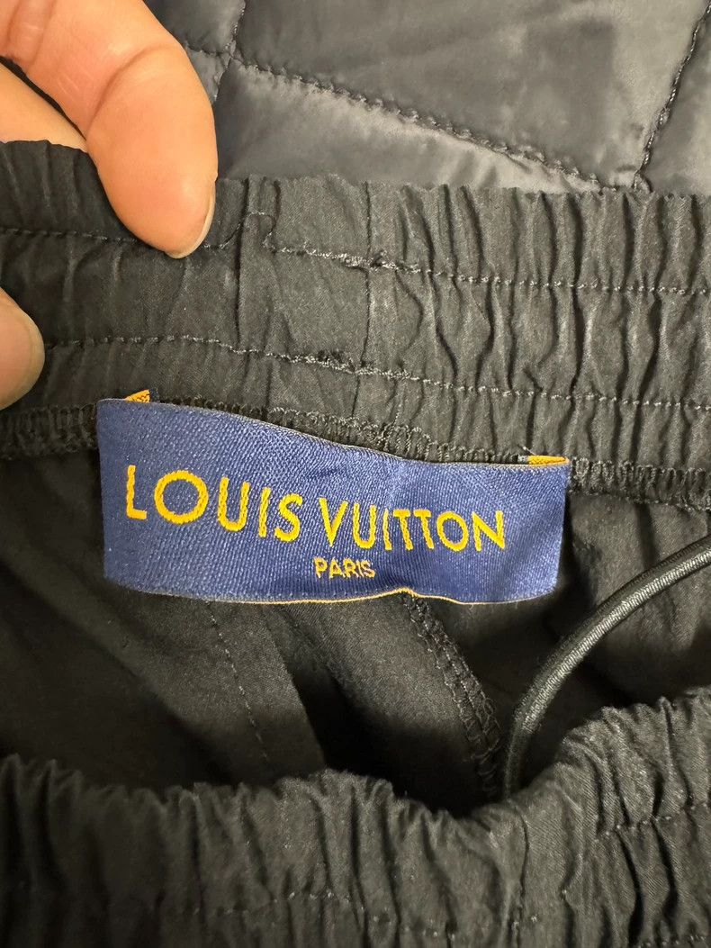Louis Vuitton Louis Vuitton x NBA Logo Sweatpants Size US 32 / EU 48 - 3 Thumbnail