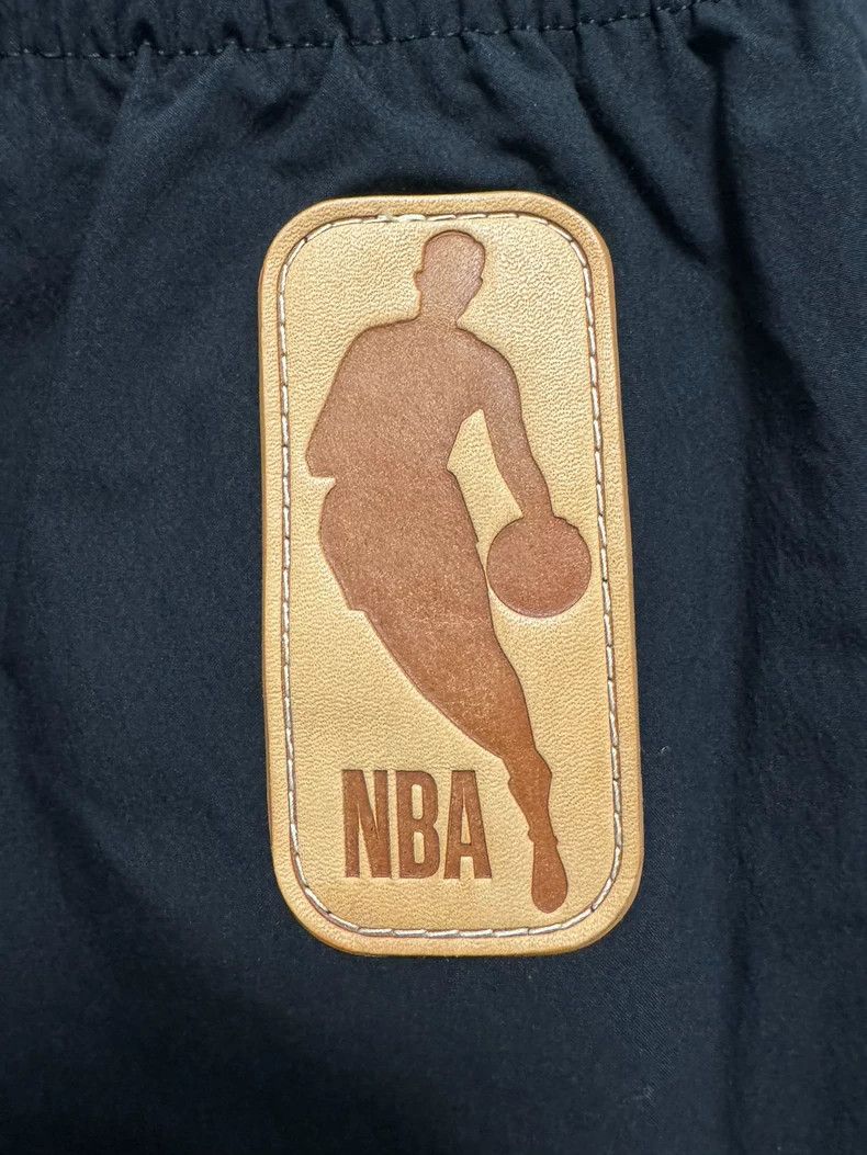 Louis Vuitton Louis Vuitton x NBA Logo Sweatpants Size US 32 / EU 48 - 7 Thumbnail