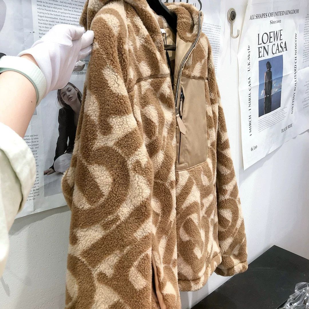 Burberry Burberry Logo Fleece Hooded Jacket Size US L / EU 52-54 / 3 - 3 Thumbnail