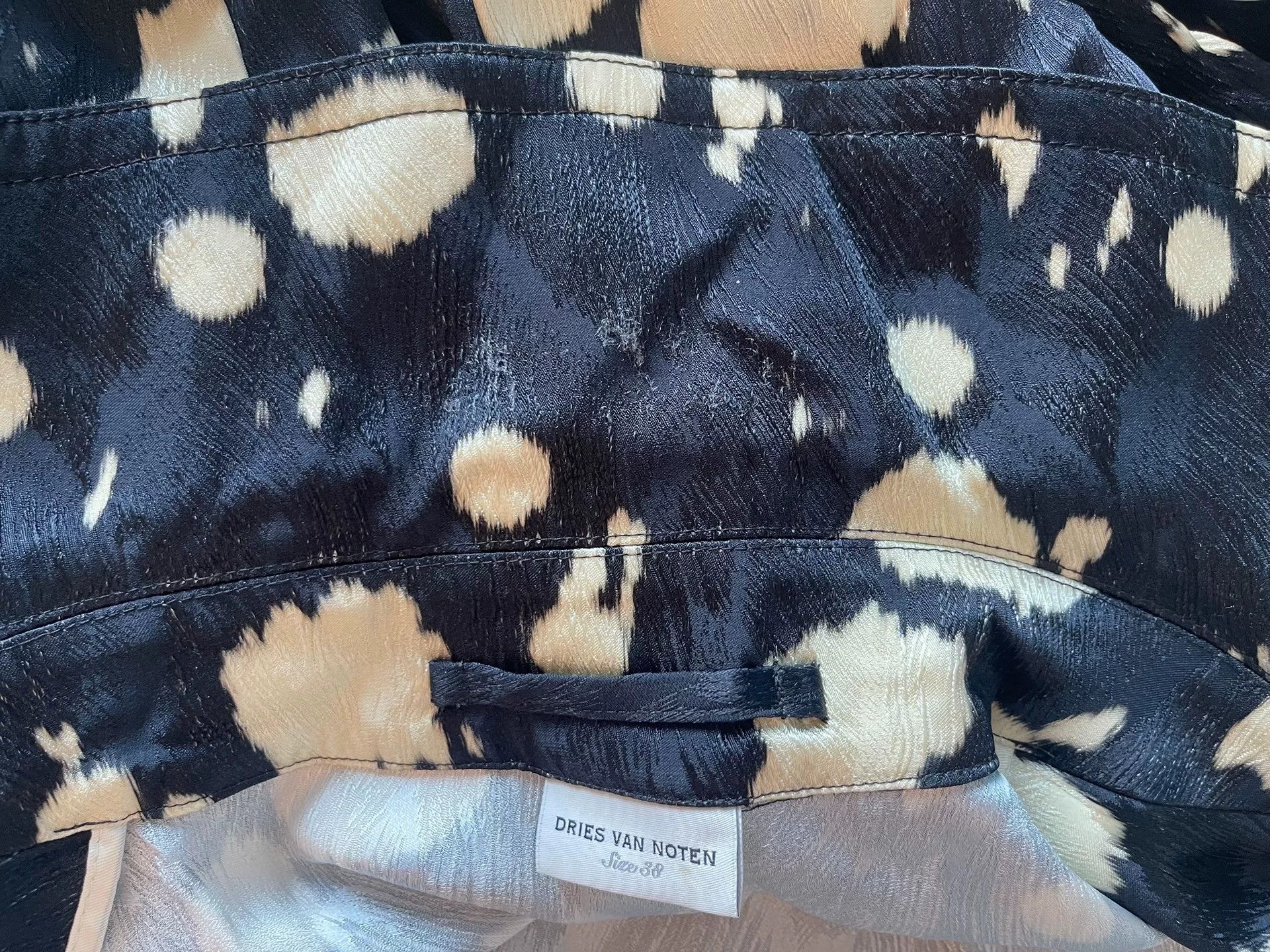 Dries Van Noten animal print coat by dries van noten Size US M / EU 48-50 / 2 - 5 Thumbnail