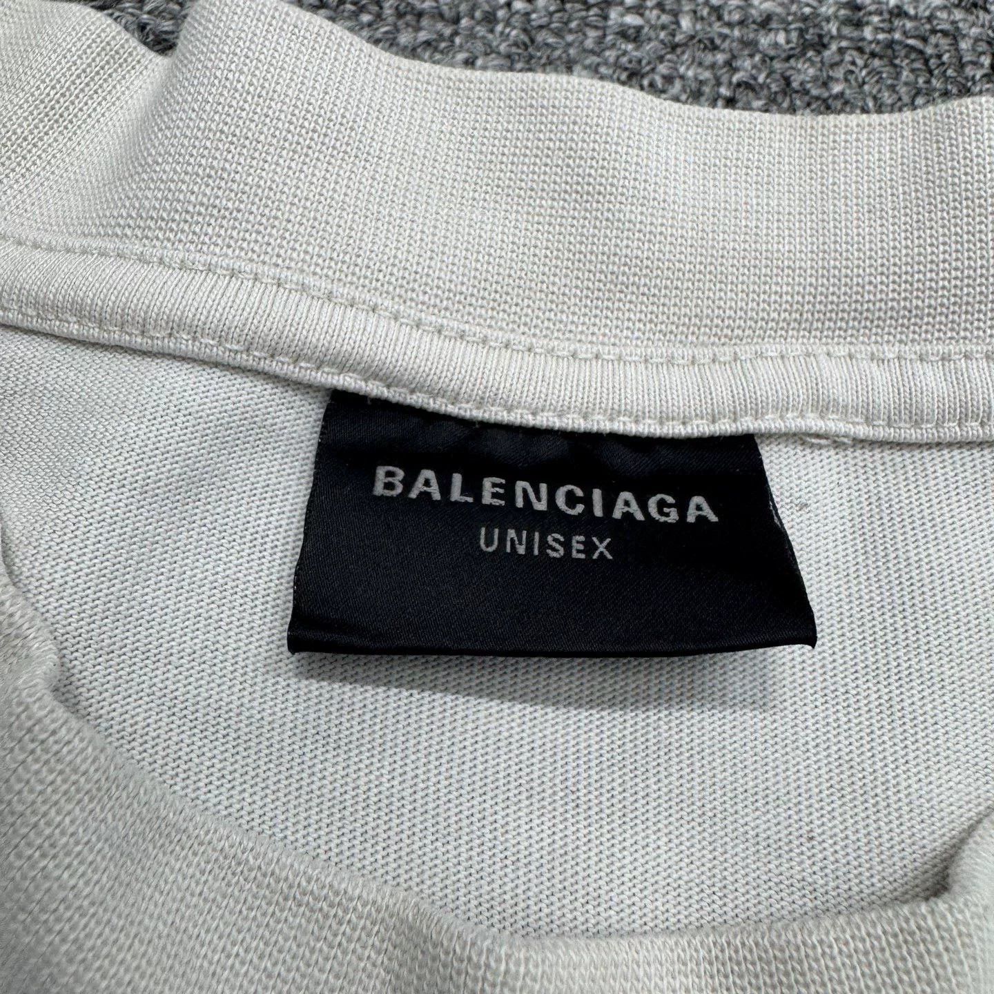 Balenciaga Balenciaga Distressed Graphic Short Sleeve Size US L / EU 52-54 / 3 - 3 Thumbnail