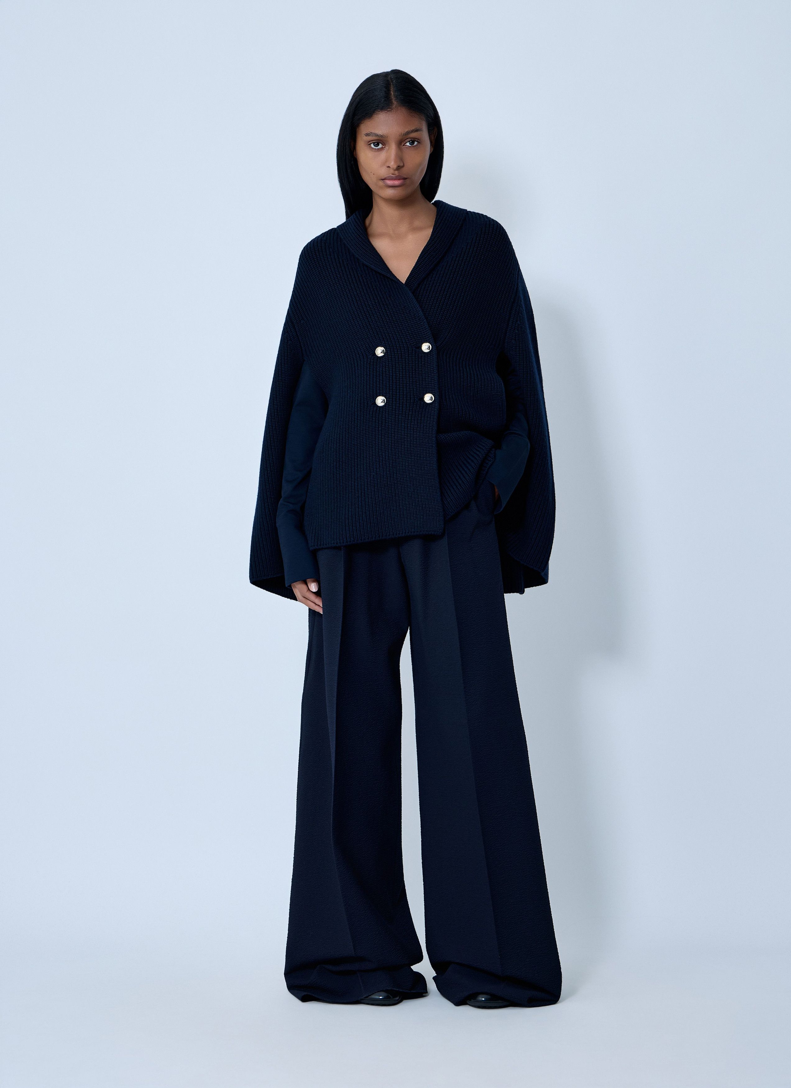 Max Mara Knitted Cape Size S / US 4 / IT 40 - 2 Thumbnail