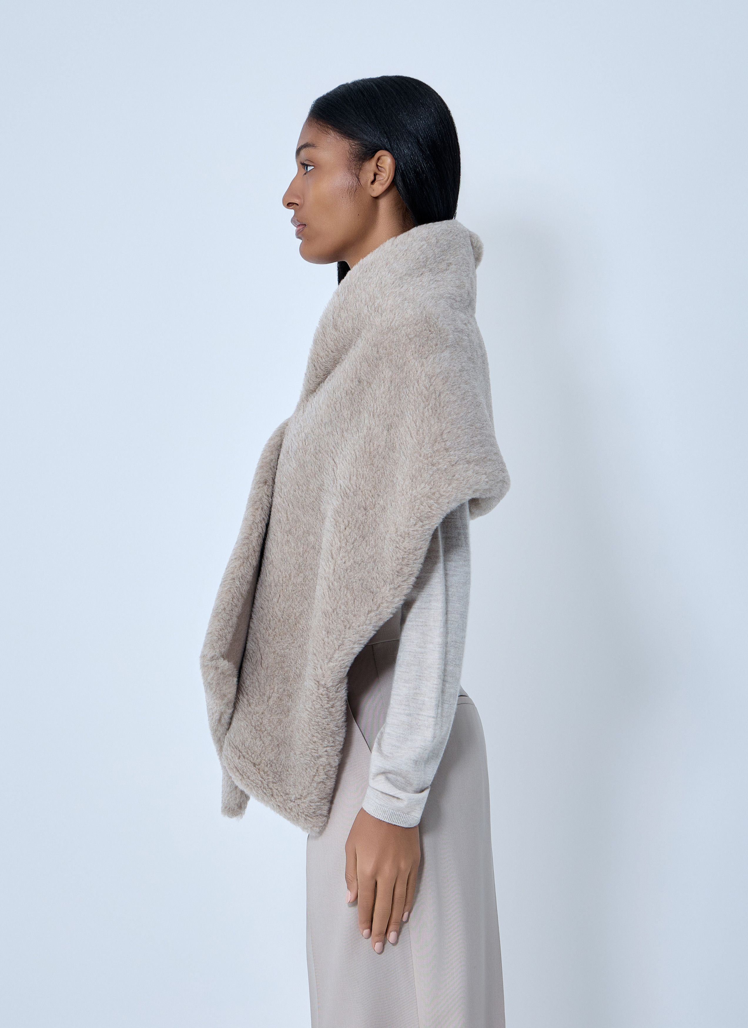 Max Mara Fringed Wool Scarf Size ONE SIZE - 3 Thumbnail