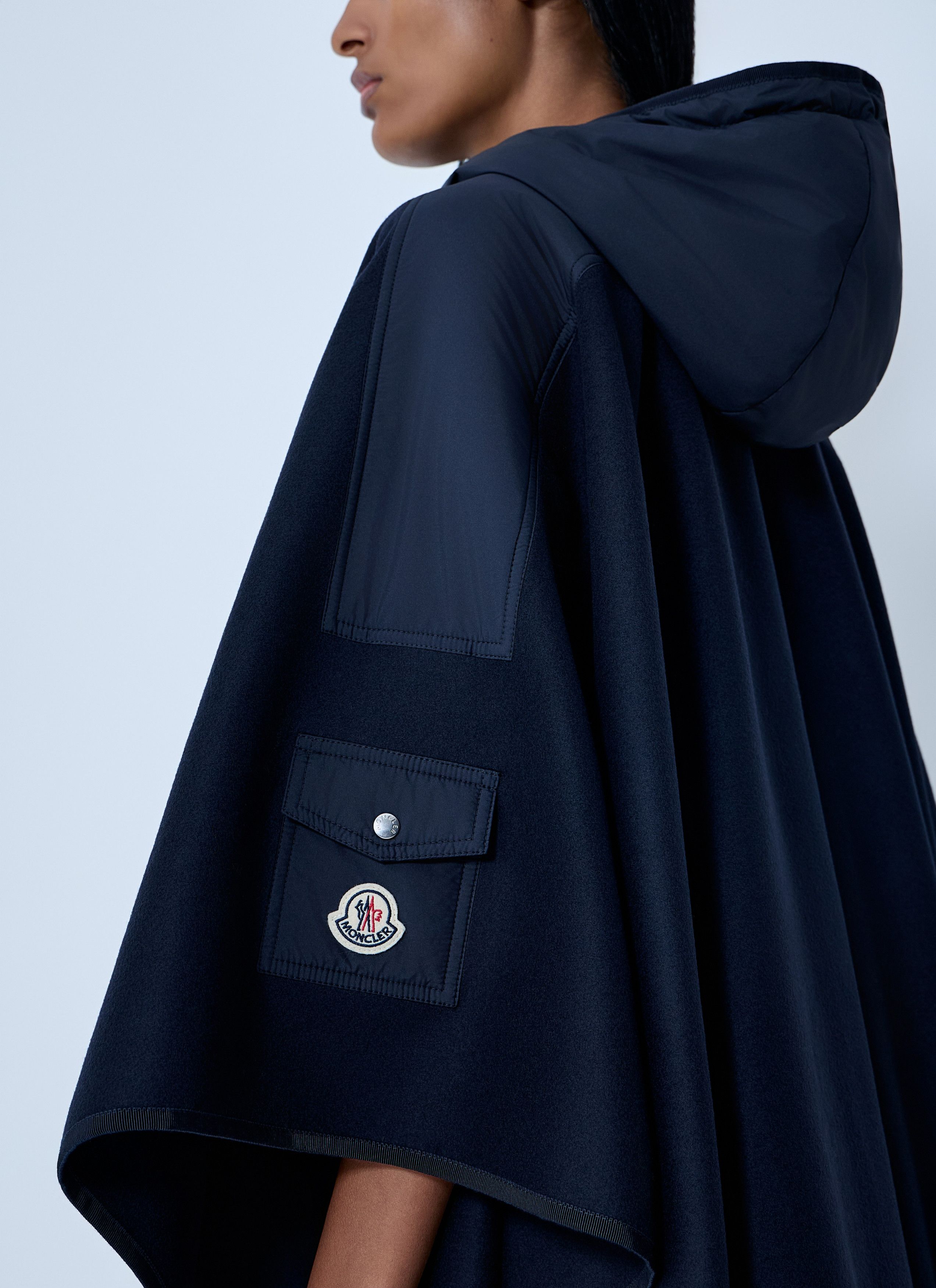 Moncler Hooded Cape Size M / US 6-8 / IT 42-44 - 6 Thumbnail