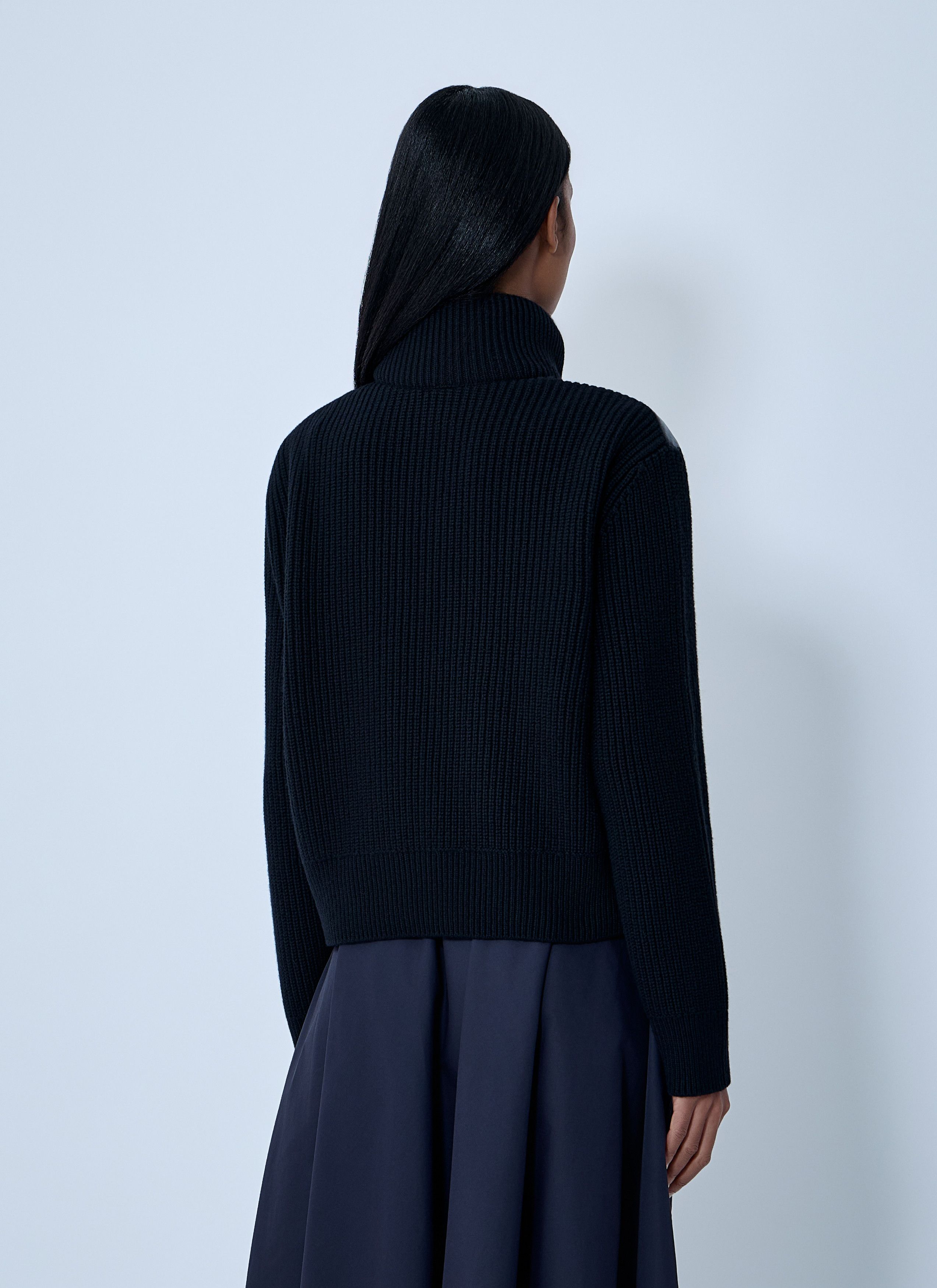 Moncler Wool-And-Cashmere-Blend Cardigan Size XS / US 0-2 / IT 36-38 - 4 Thumbnail