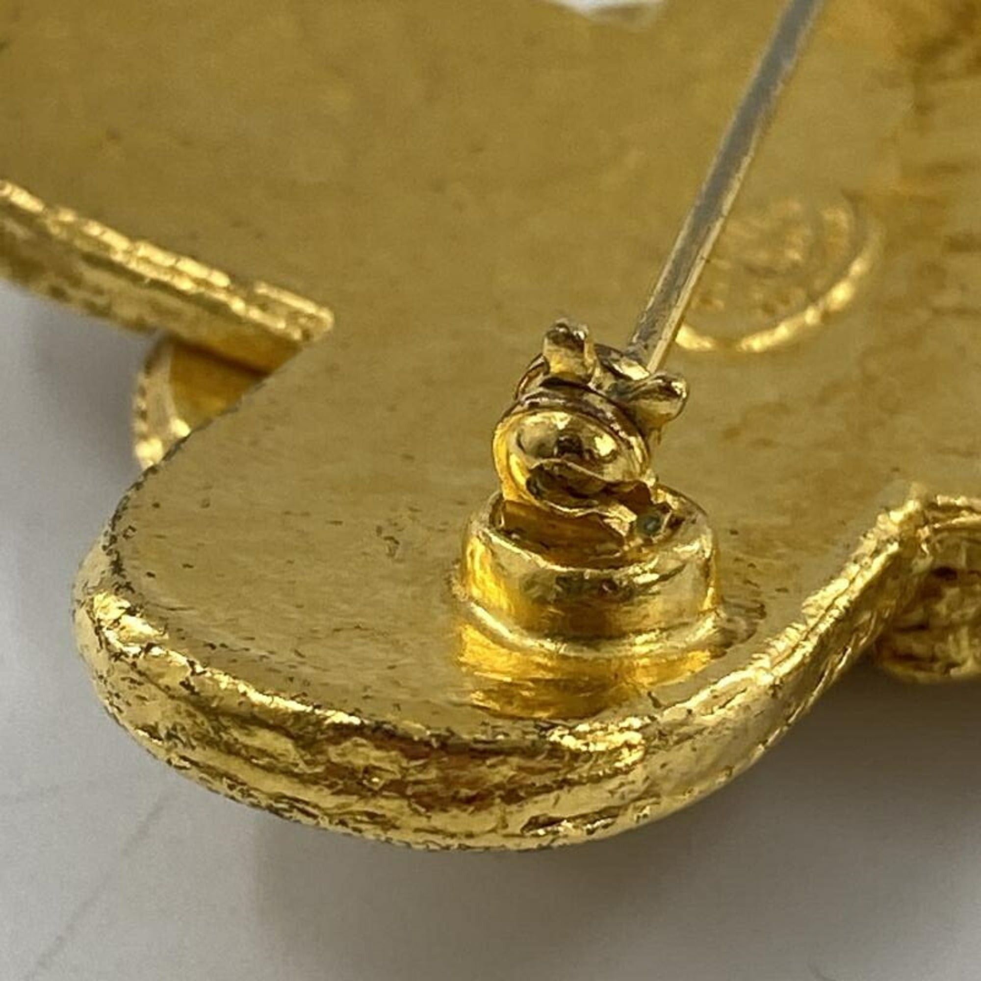 Chanel CHANEL Triple Coco Mark Brooch, Gold Size ONE SIZE - 6 Thumbnail