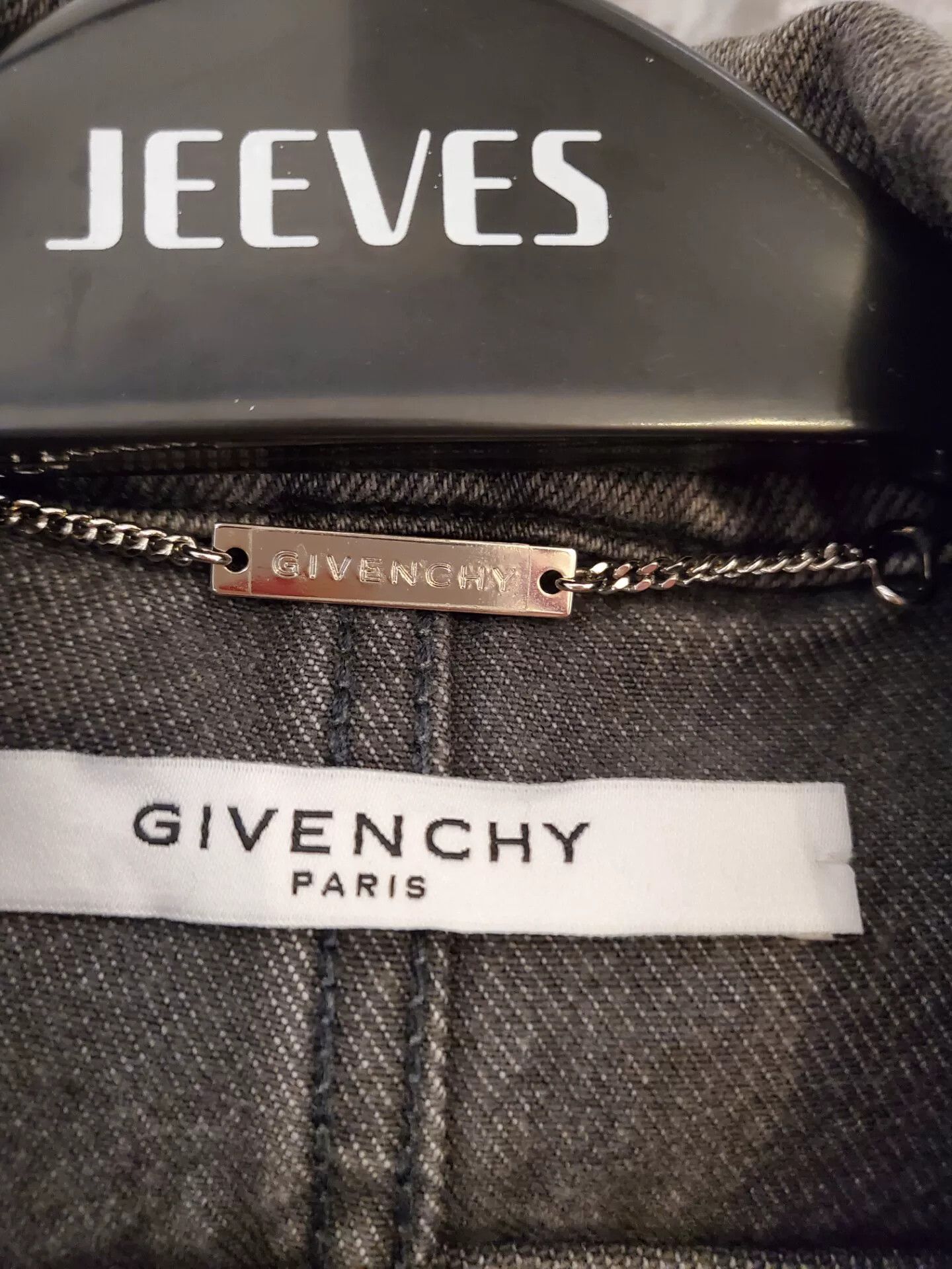 Givenchy givenchy gray distressed denim jacket Size US M / EU 48-50 / 2 - 5 Thumbnail