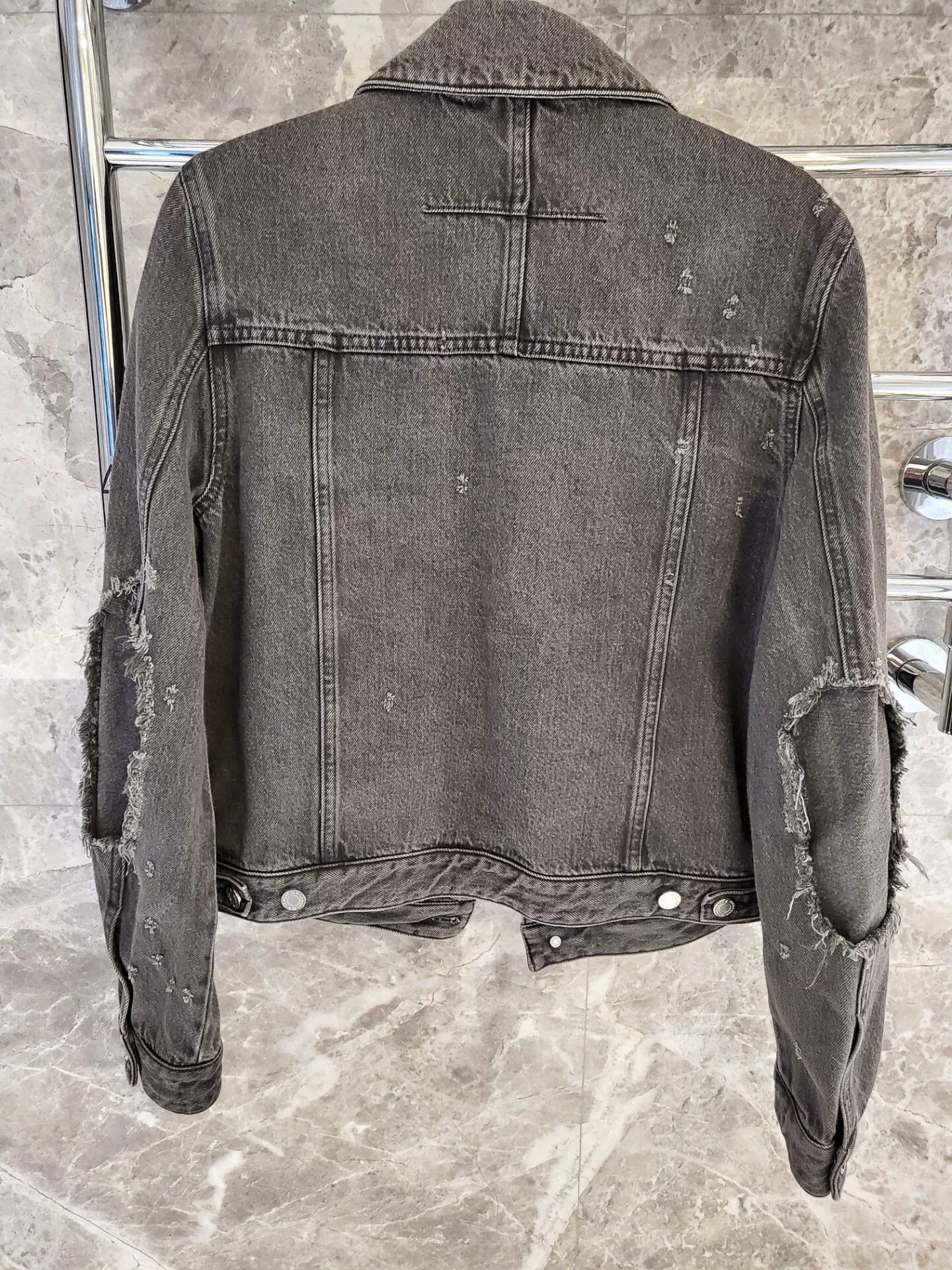 Givenchy givenchy gray distressed denim jacket Size US M / EU 48-50 / 2 - 6 Thumbnail