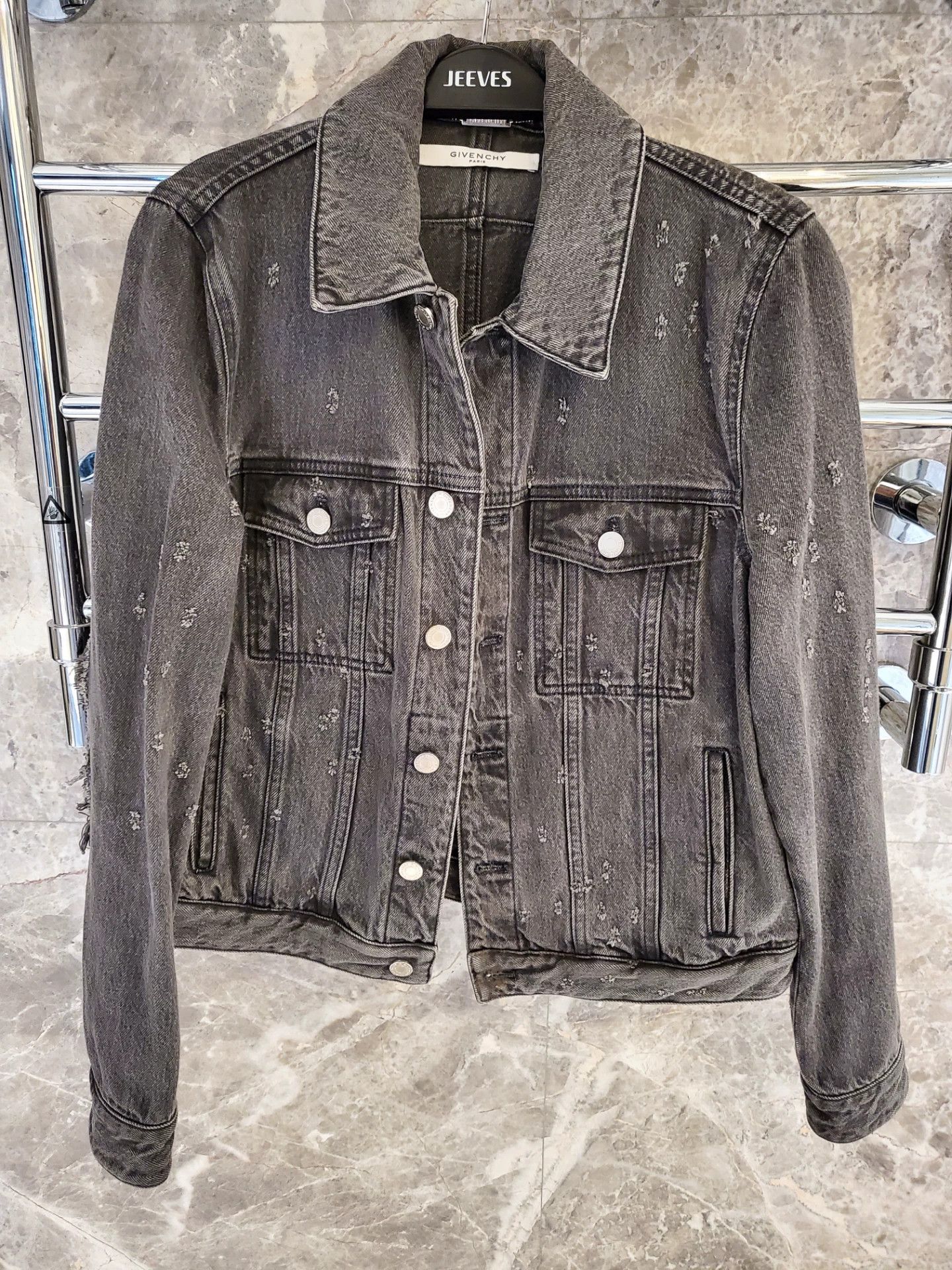 Givenchy givenchy gray distressed denim jacket Size US M / EU 48-50 / 2 - 2 Thumbnail