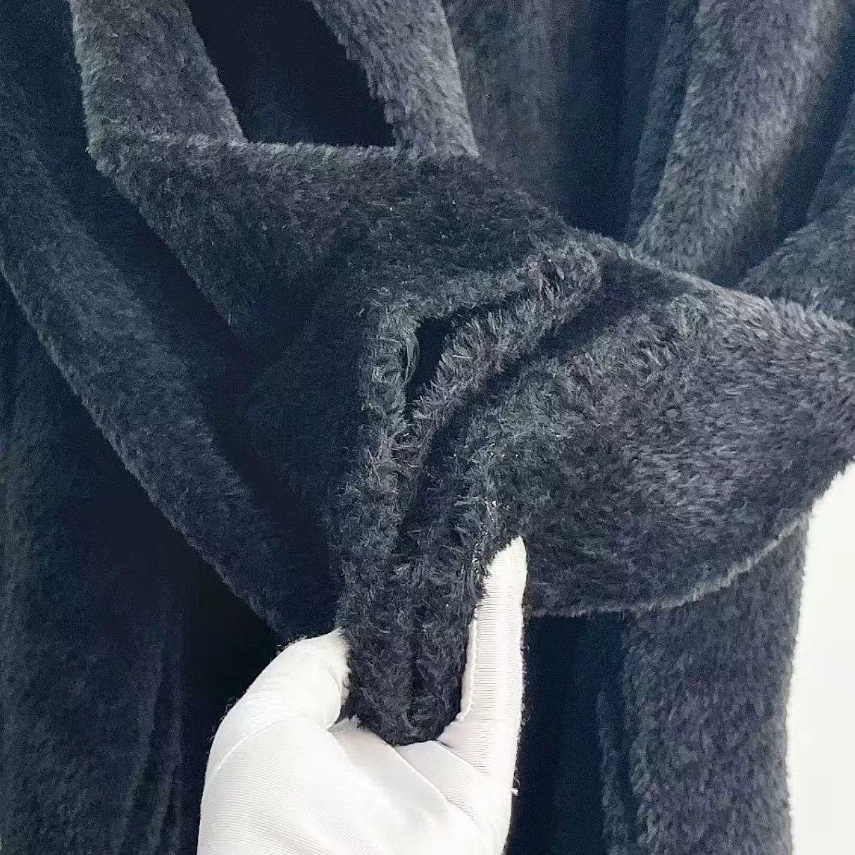 Max Mara Maxmara Black Hooded Fleece Coat Size US M / EU 48-50 / 2 - 4 Thumbnail