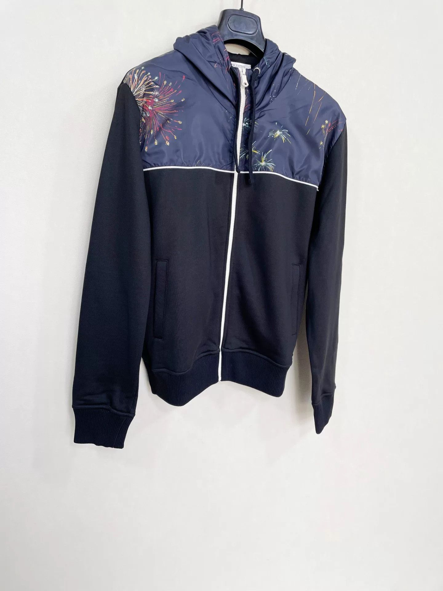 Valentino VALENTINO Hooded Zip Sweatshirt Size US S / EU 44-46 / 1 - 3 Thumbnail