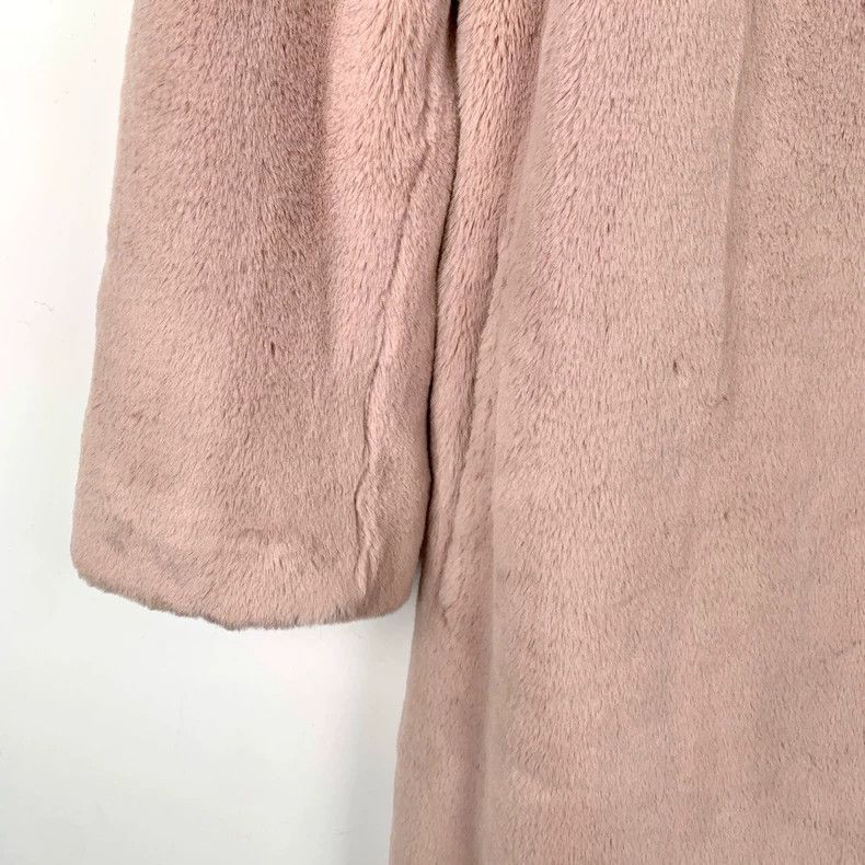 Burberry Burberry Pink Faux Fur Collared Coat Size US M / EU 48-50 / 2 - 4 Thumbnail