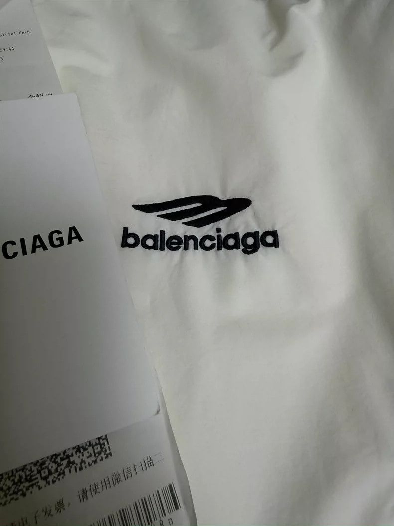 Balenciaga Balenciaga 3B White Jacket XXS Size US XXS / EU 40 - 3 Thumbnail