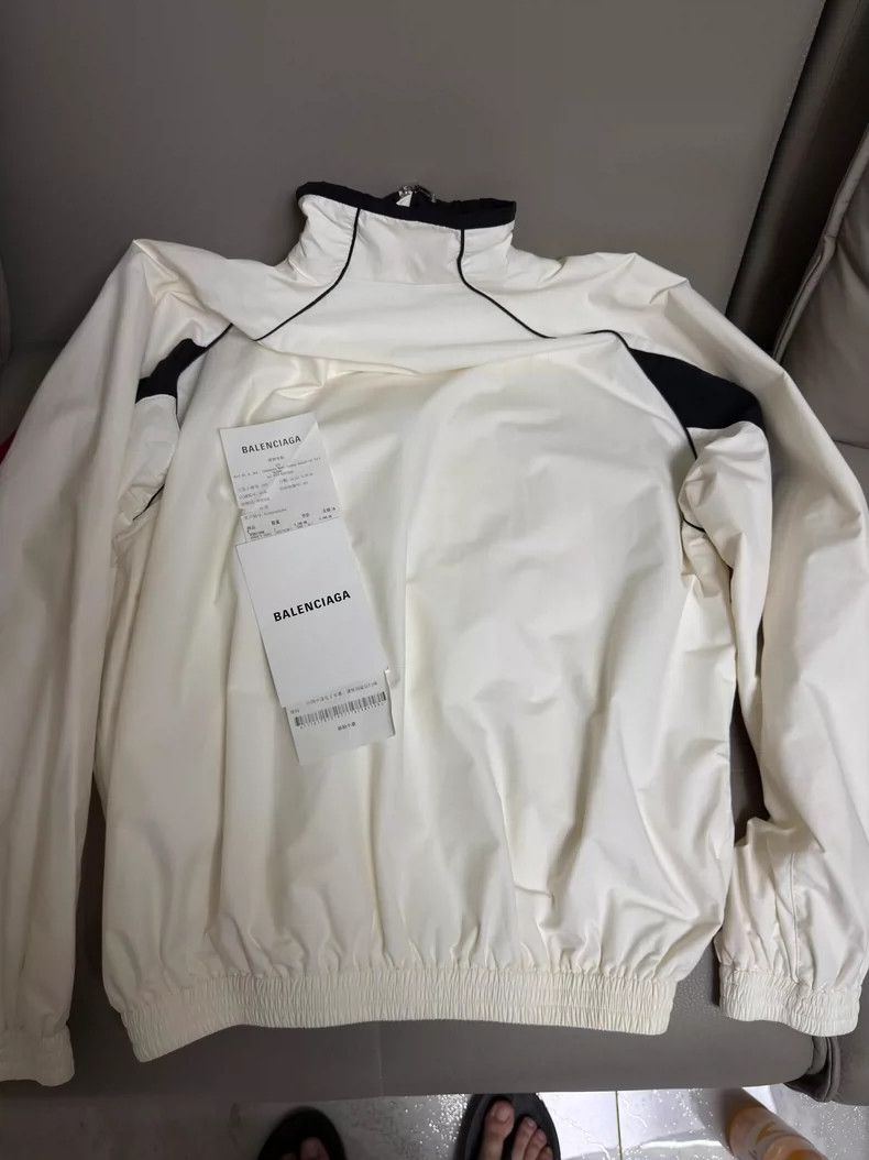 Balenciaga Balenciaga 3B White Jacket XXS Size US XXS / EU 40 - 2 Thumbnail